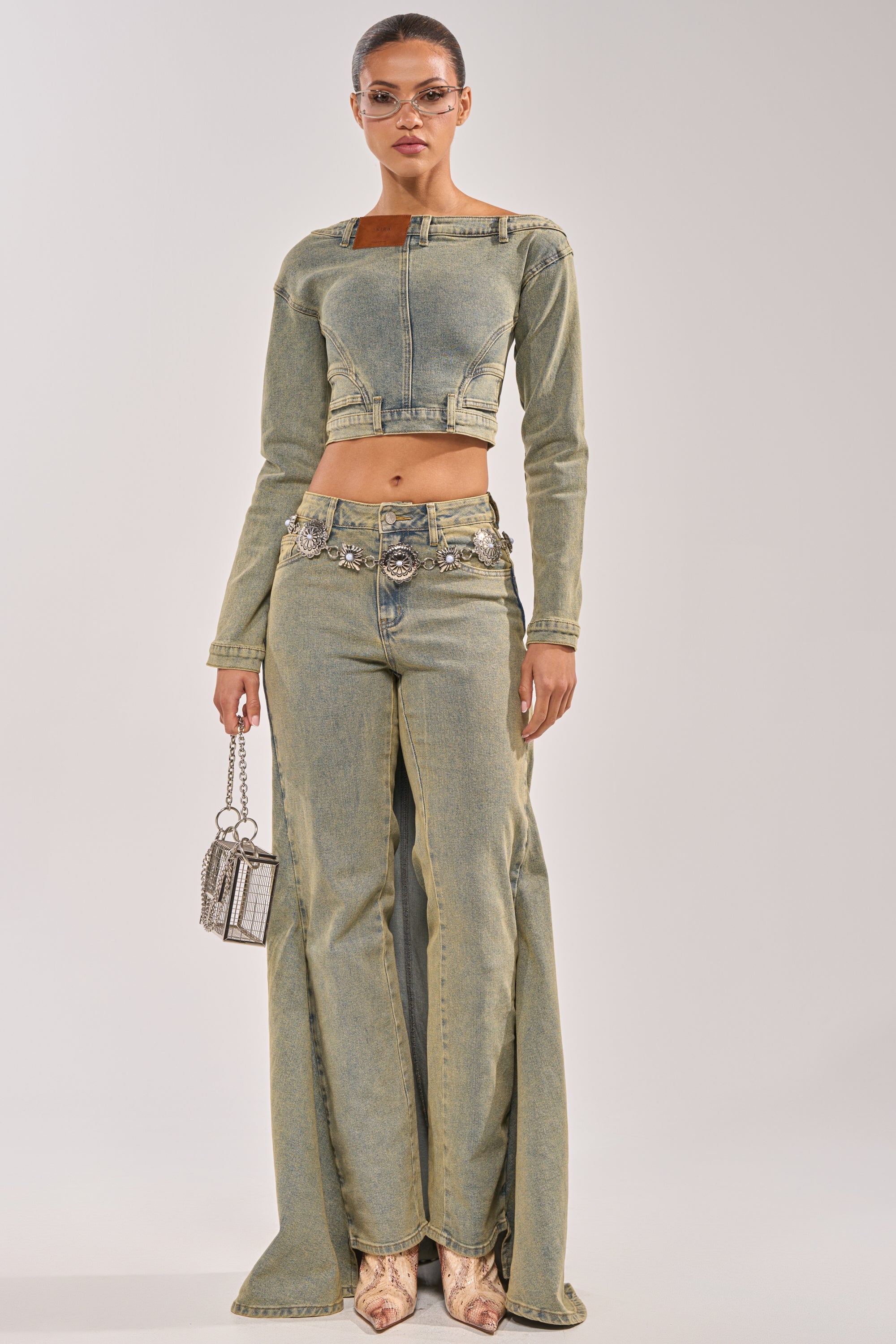 BIG STEPPER DENIM BLOUSE