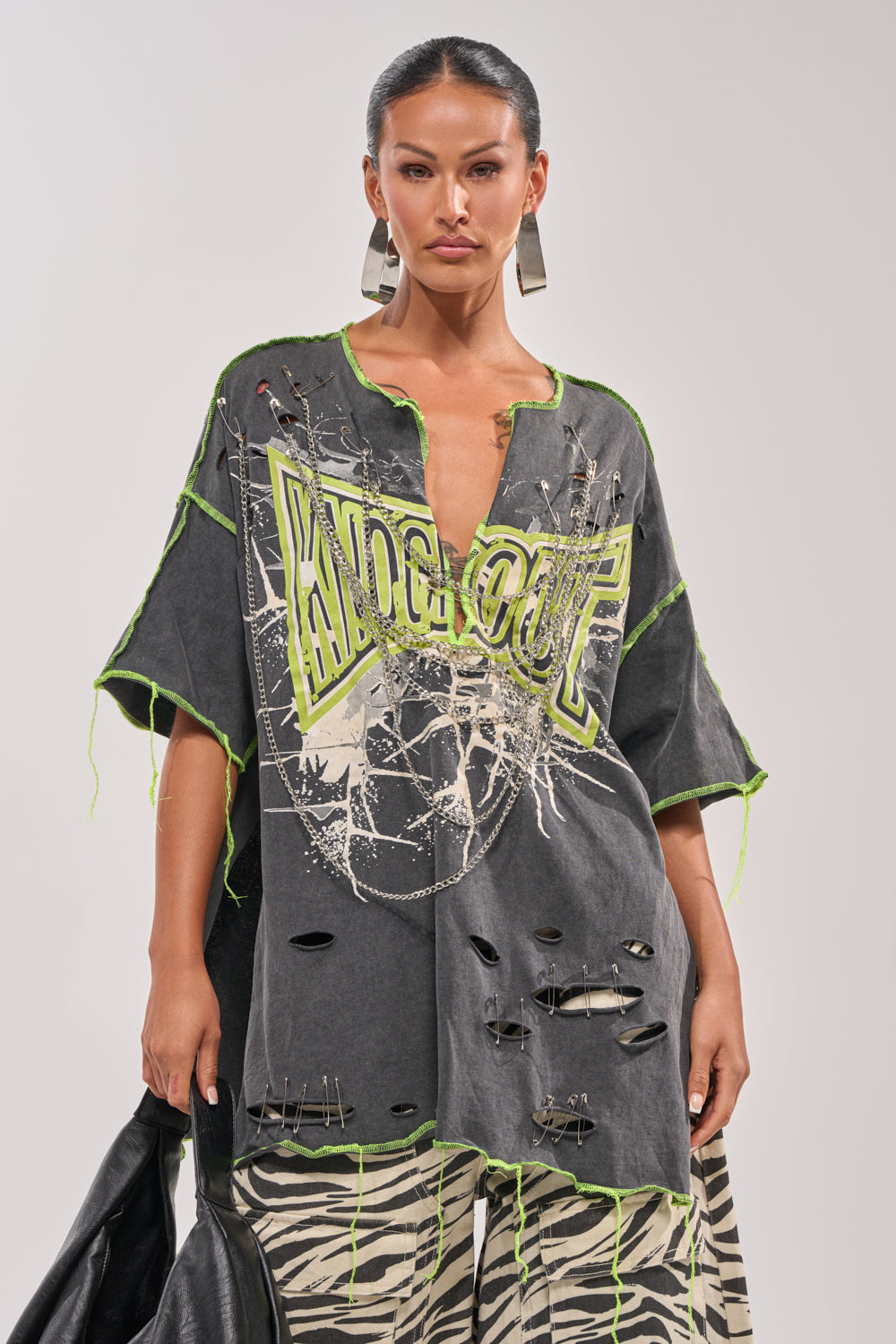 KNOCKOUT OVERSIZED TEE