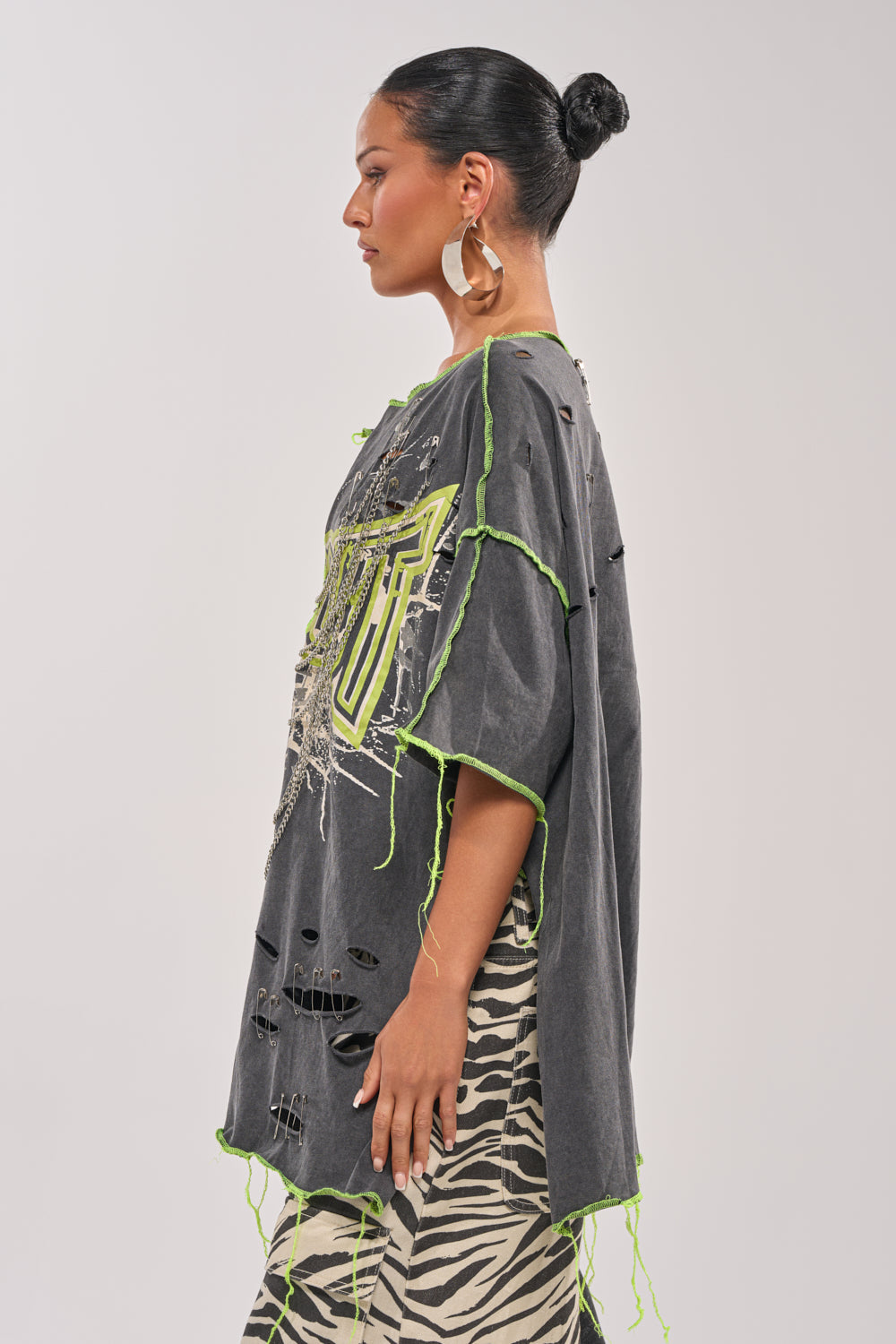 KNOCKOUT OVERSIZED TEE