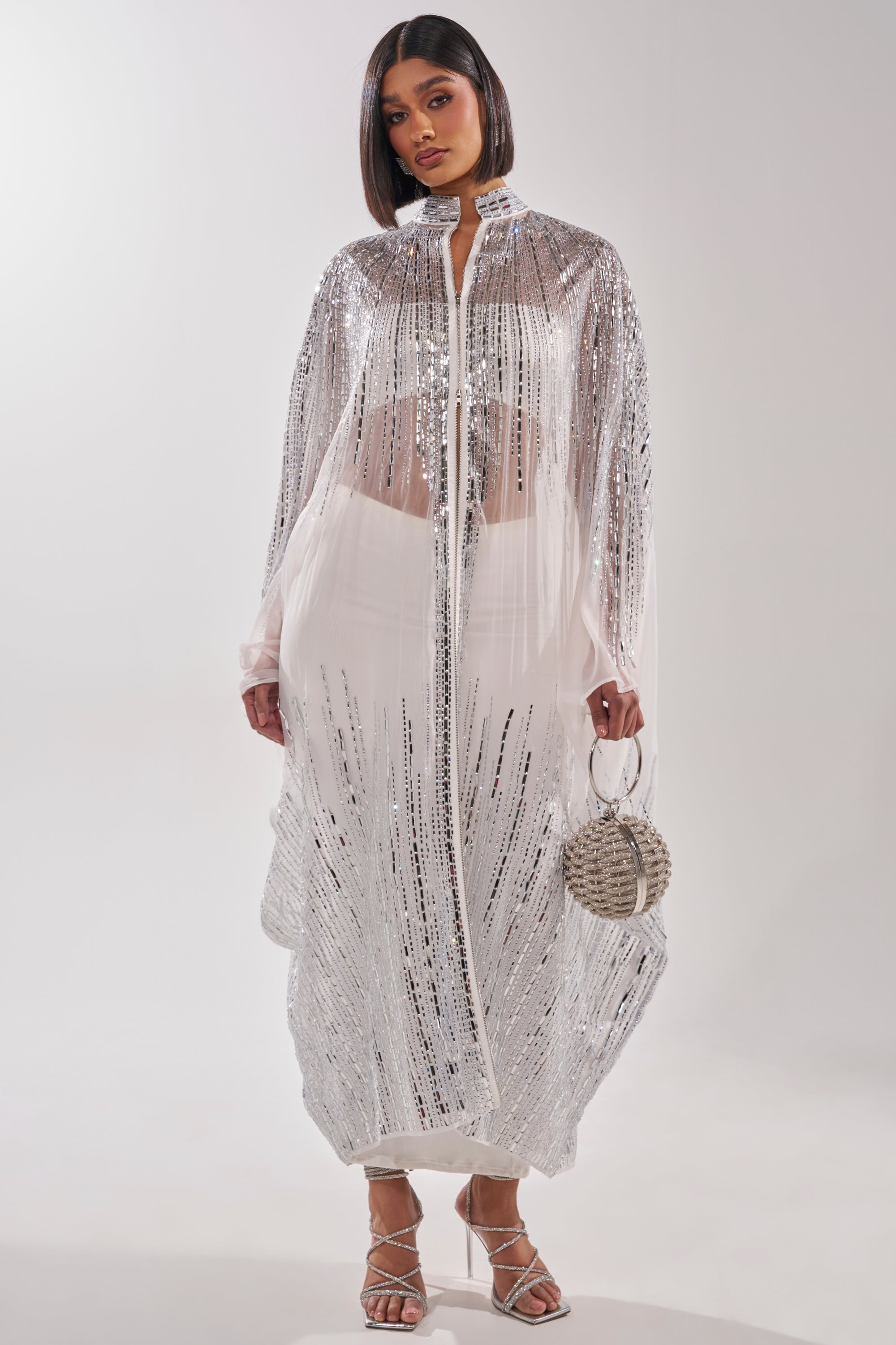 SPARKLE AND SHINE BLOUSE IN WHITE