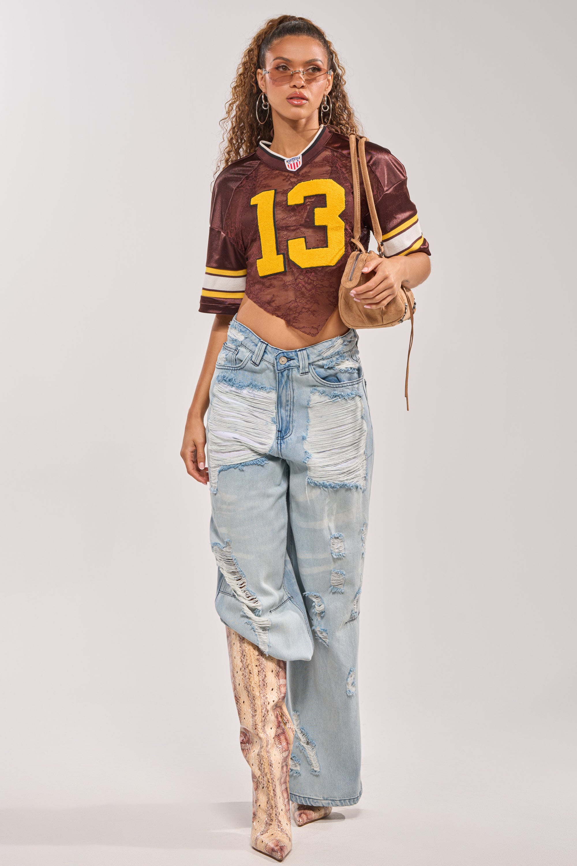 LUCKY LACE JERSEY TOP IN BROWN