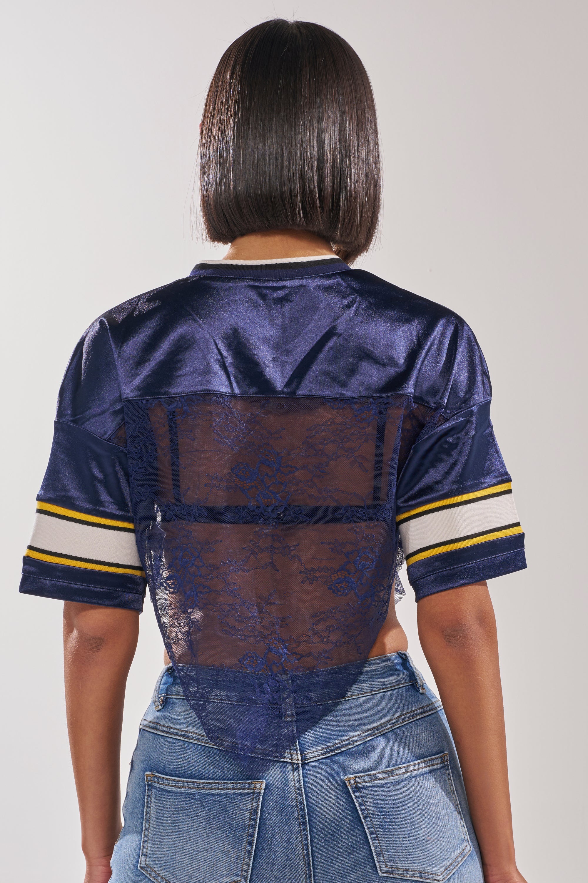 LUCKY LACE JERSEY TOP IN NAVY