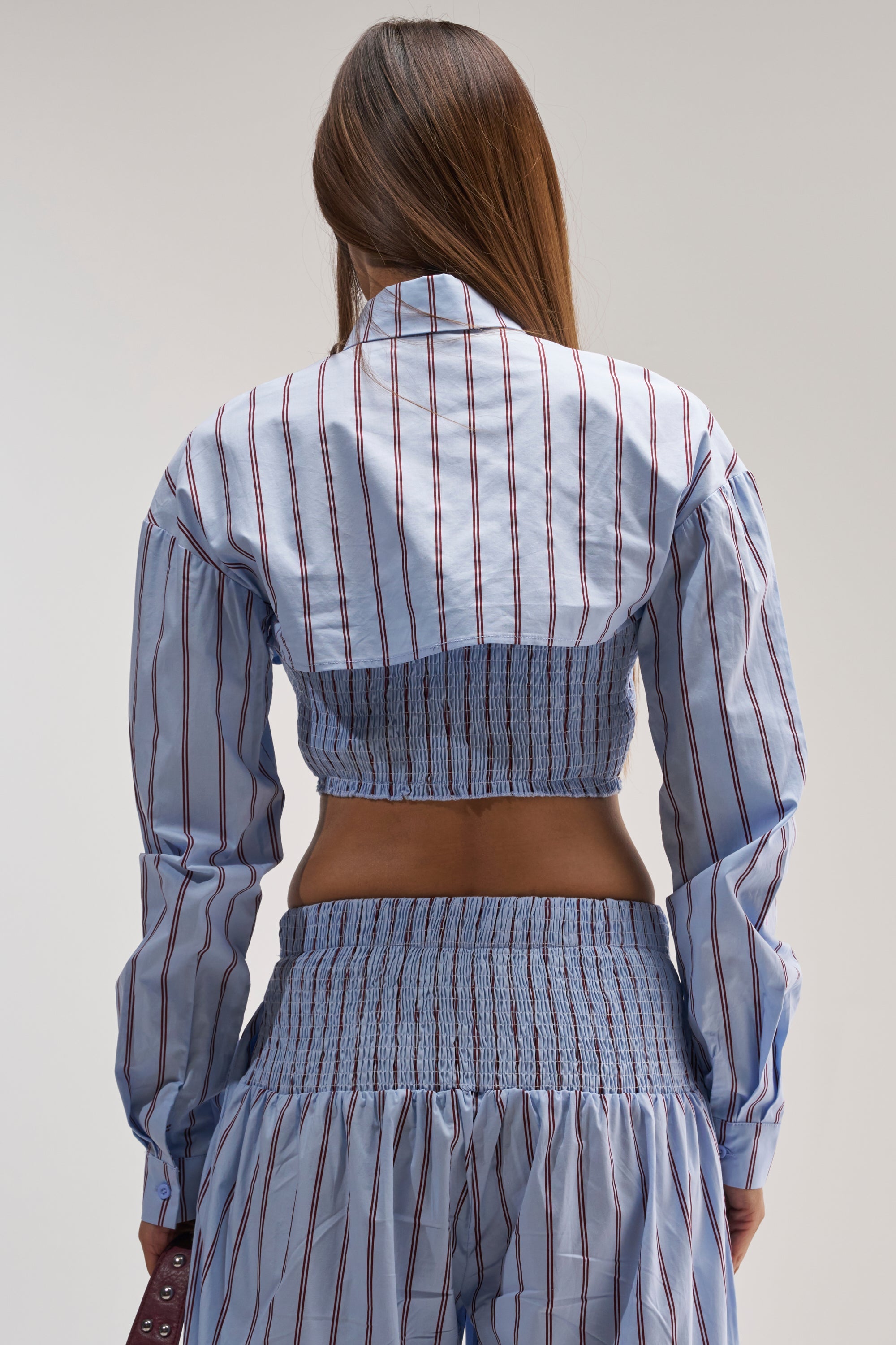 BUSINESS ONLY BUTTON DOWN IN LIGHT BLUE