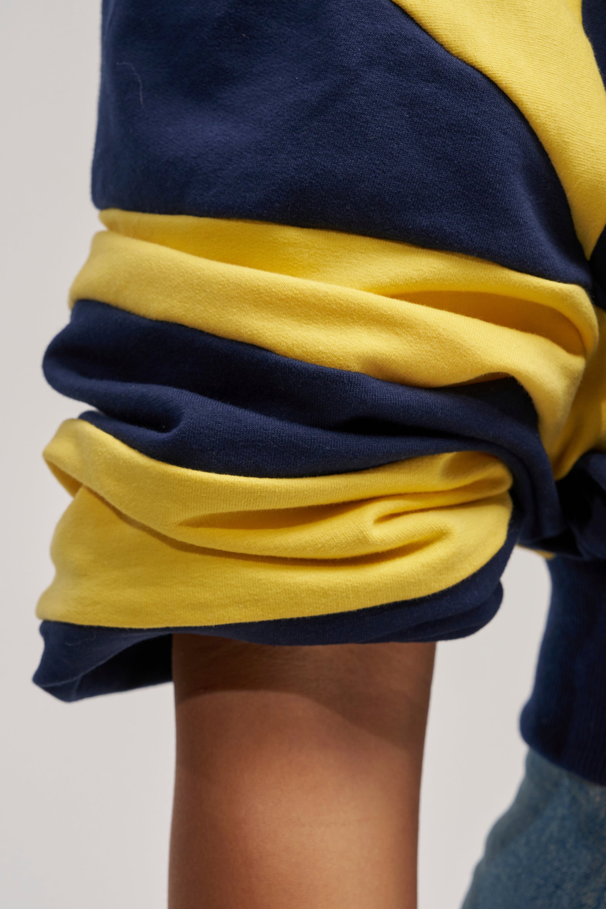 JULIANA STRIPE SWEATSHIRT IN YELLOW