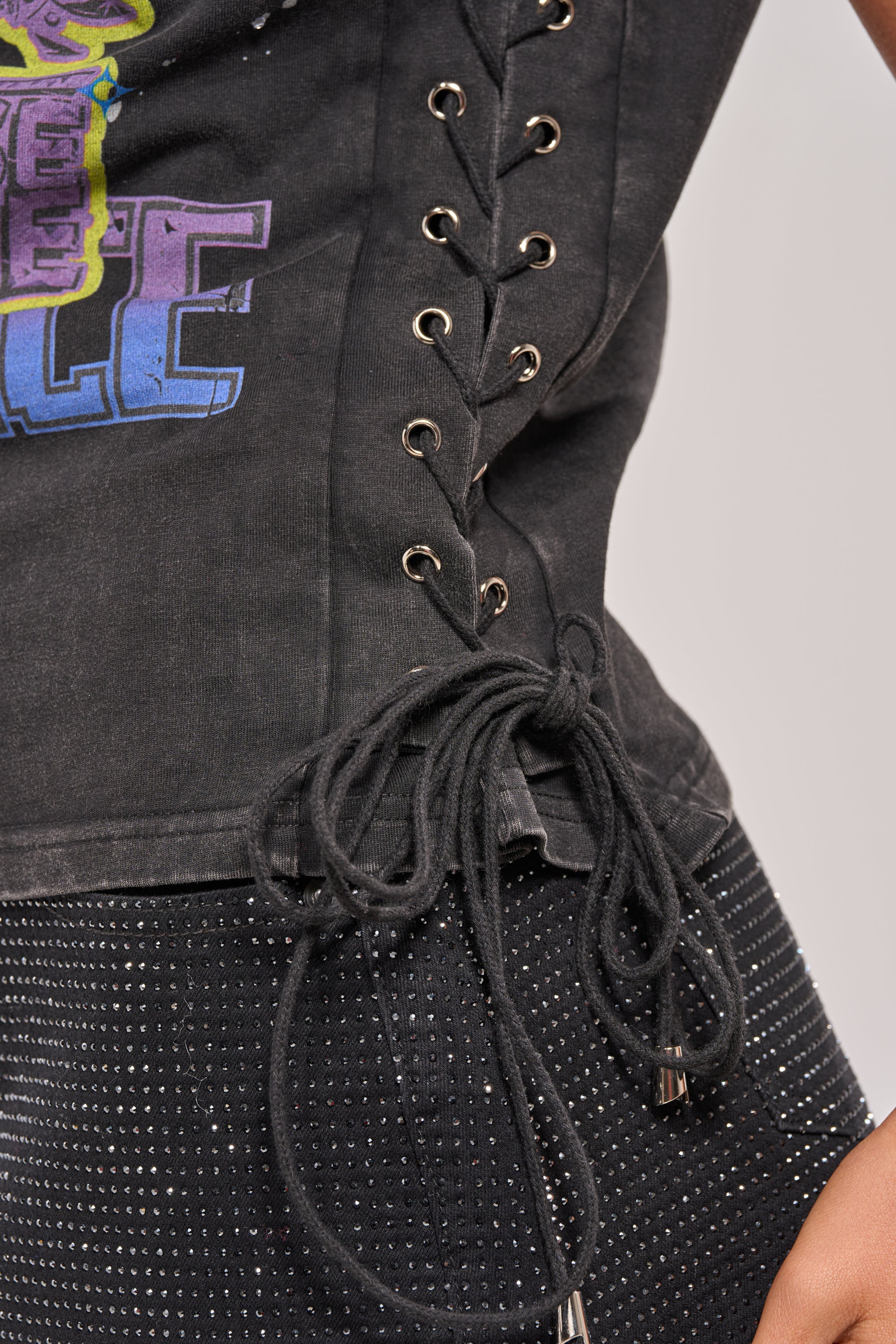 STAY PRESENT EMBELLISHED LACE UP TEE