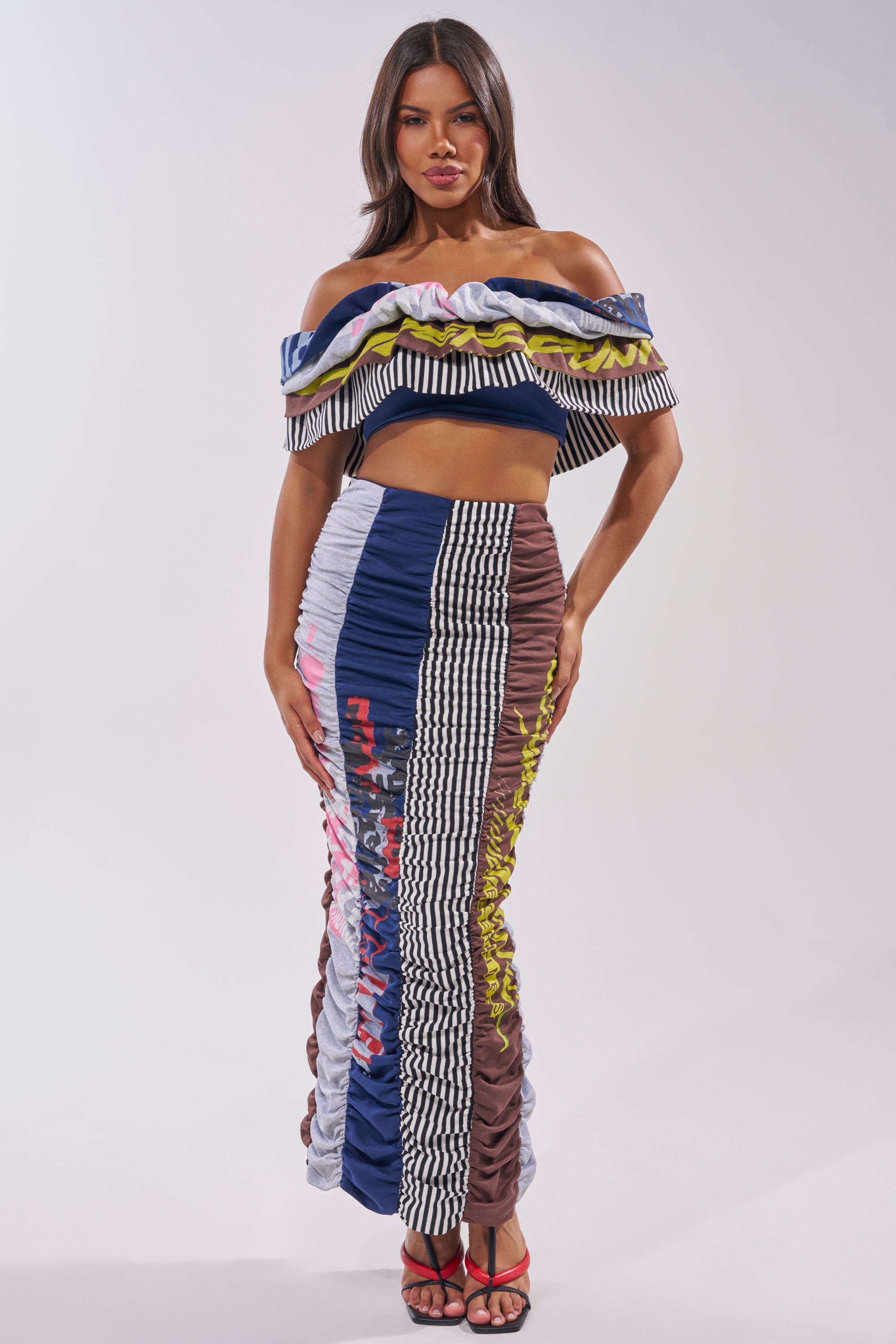THAT GIRL GRAPHIC TEE MAXI SKIRT