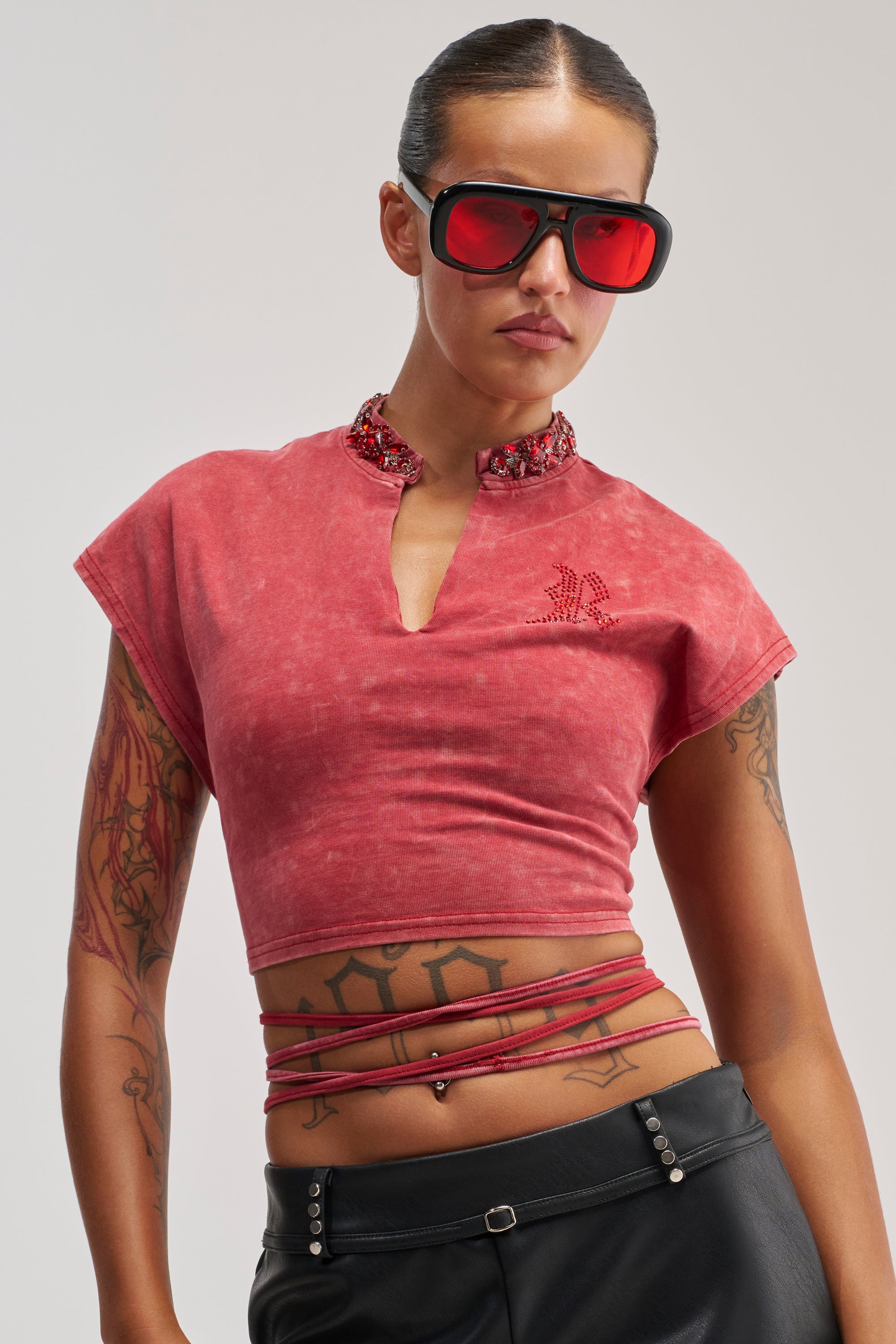 CHERRY ON TOP CROPPED TEE
