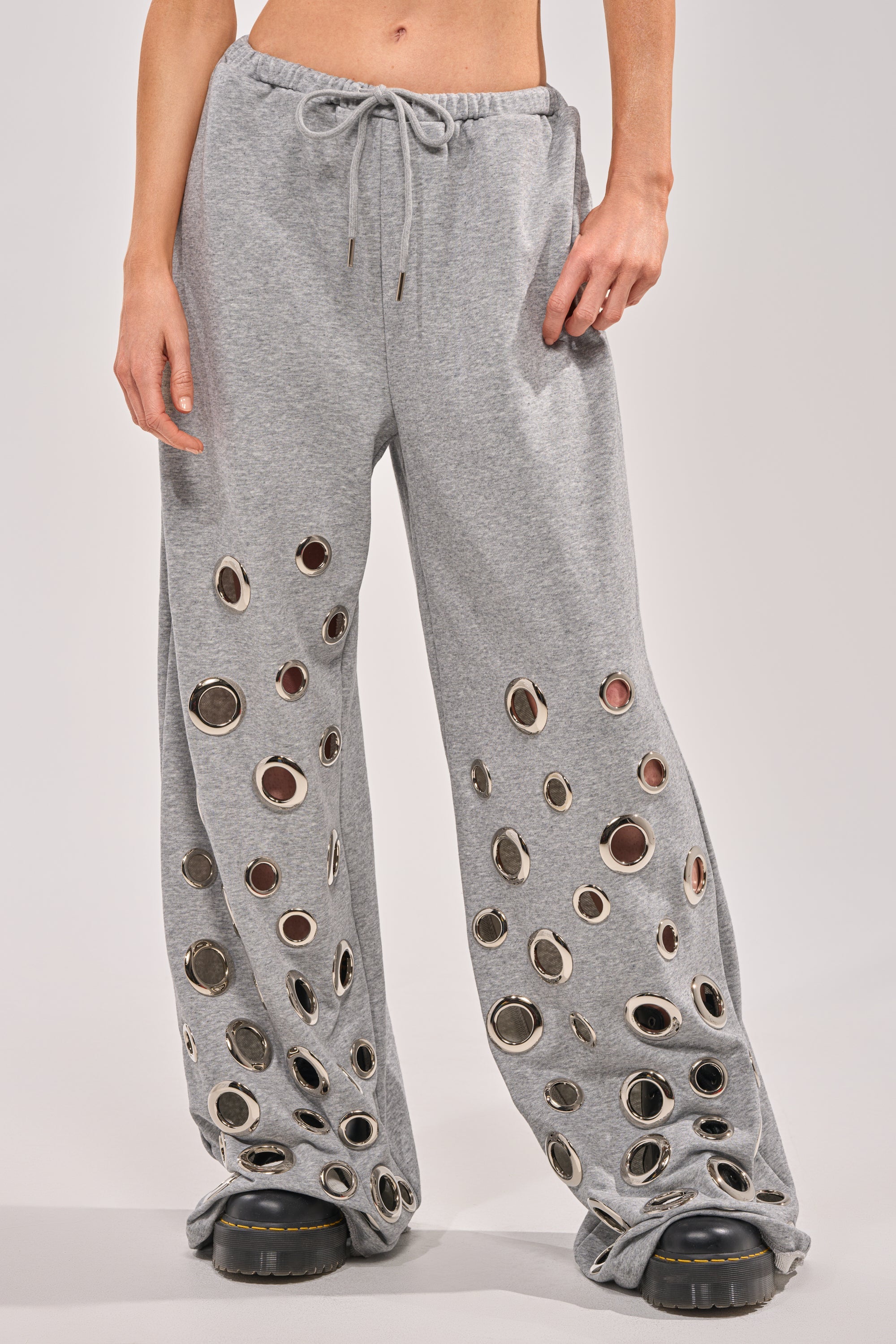 CHECK IT OUT GROMMET JOGGER
