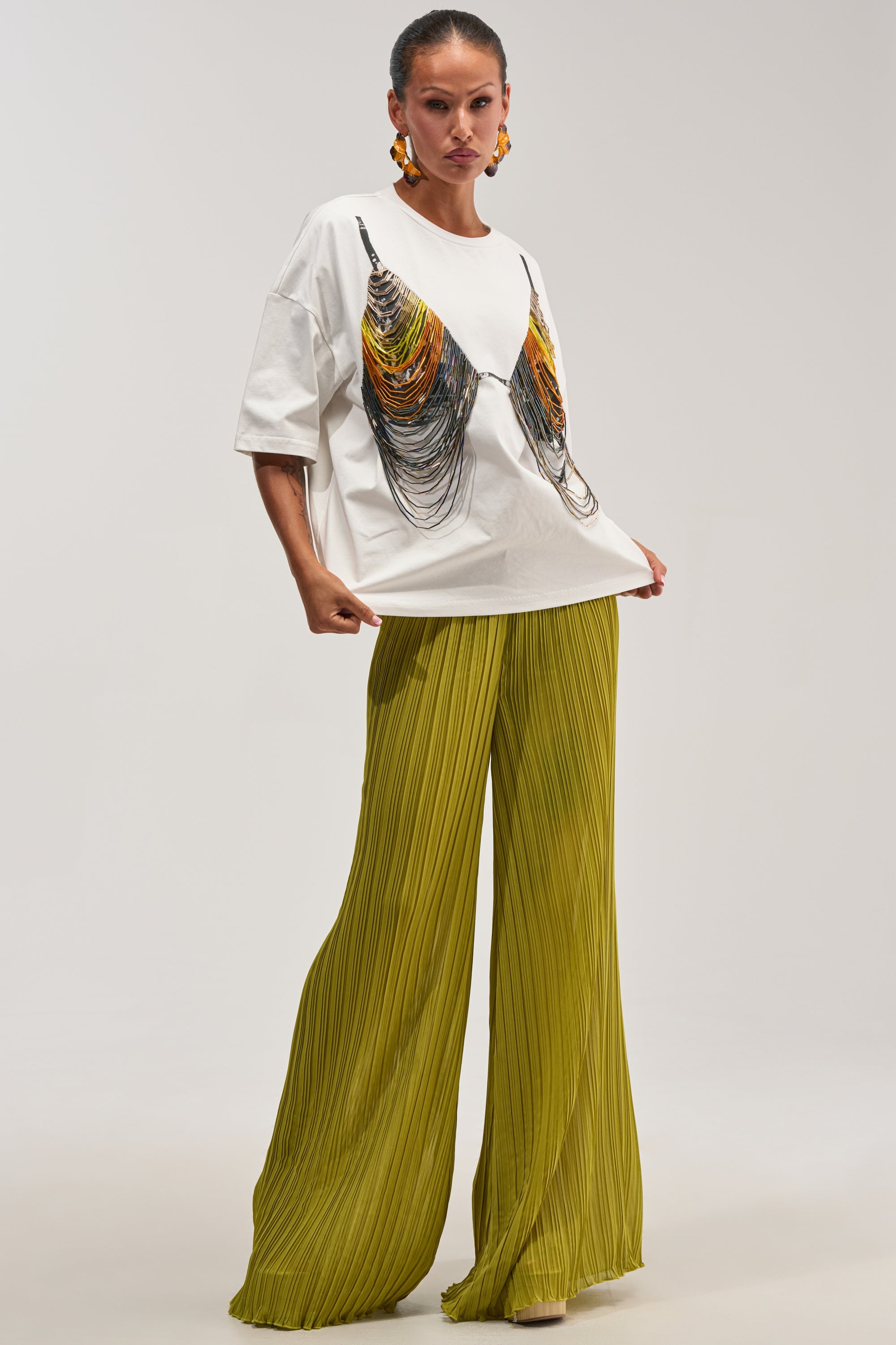 BEACH VIBES BEADED TEE