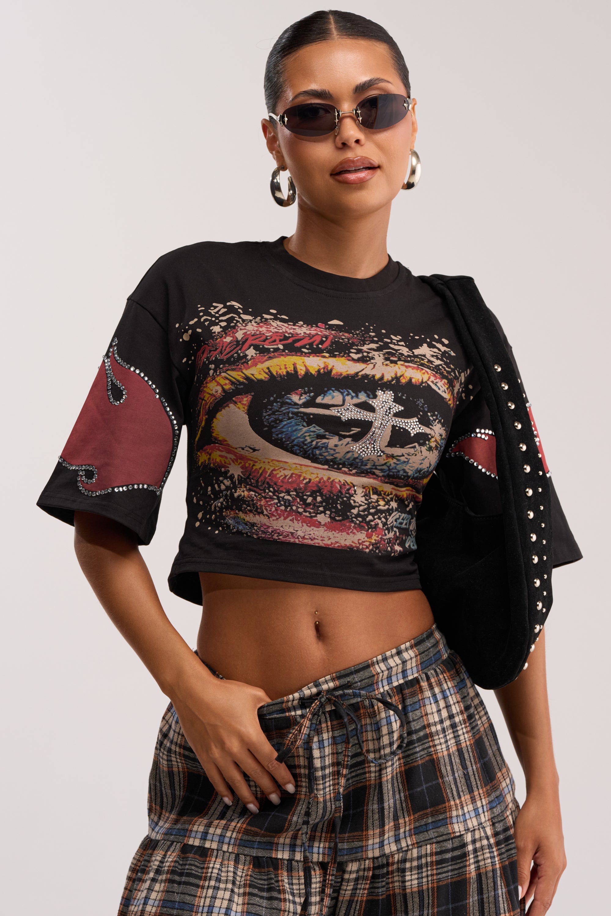 EYES ON THE PRIZE GRAPHIC TEE