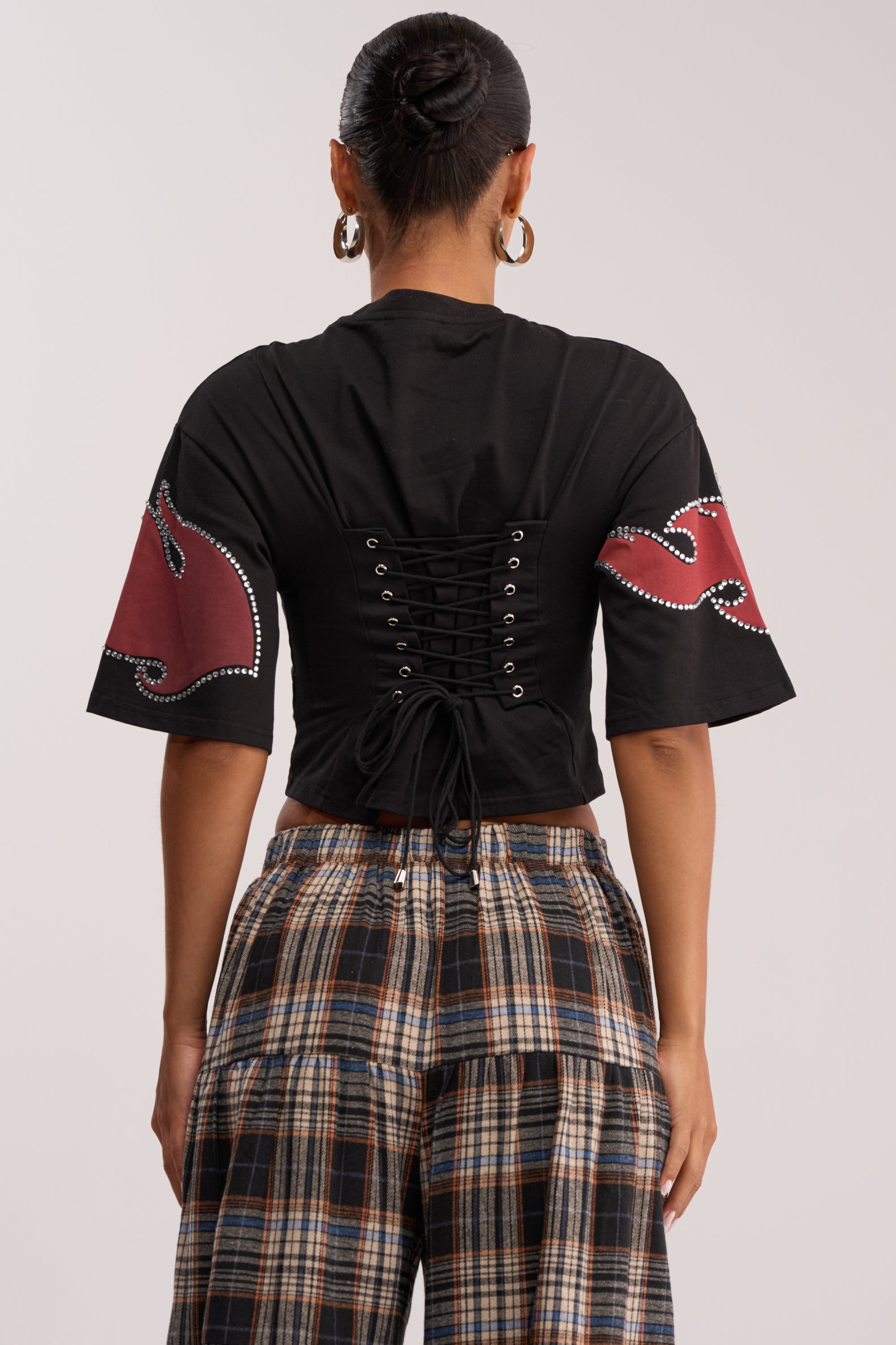 EYES ON THE PRIZE GRAPHIC TEE