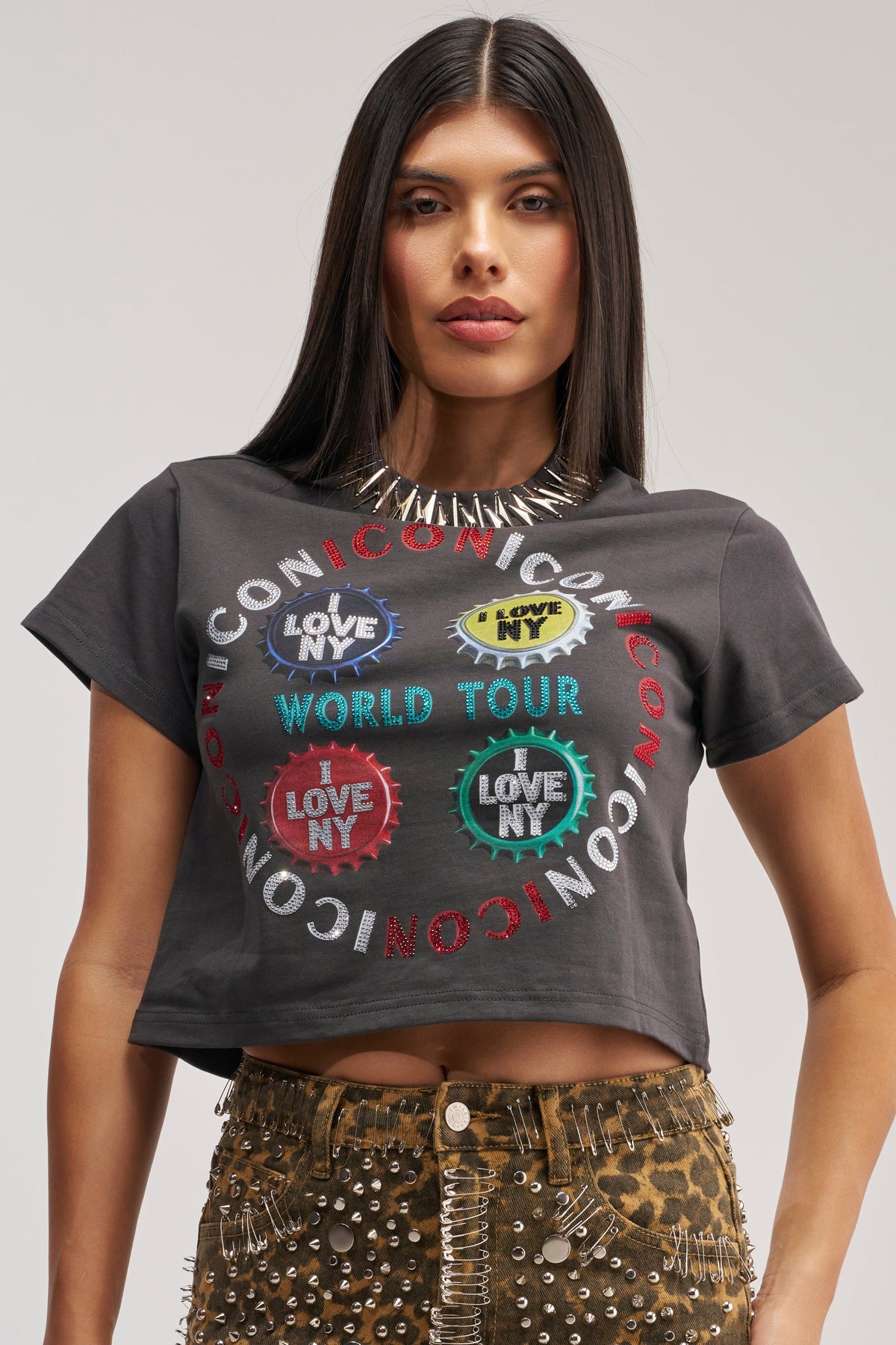 ICONIC GRAPHIC CROPPED TEE