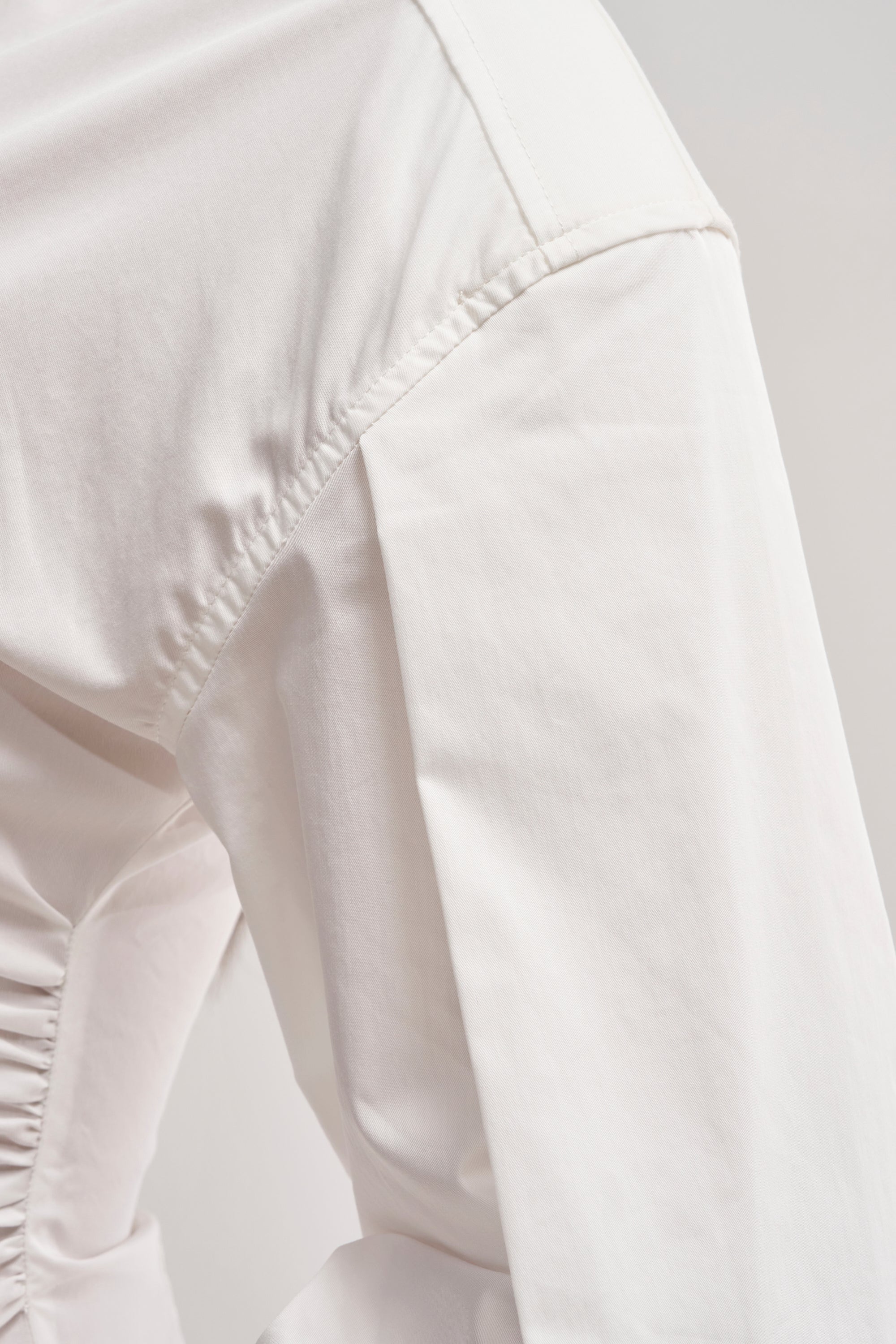 BOSS UP POPLIN BLOUSE