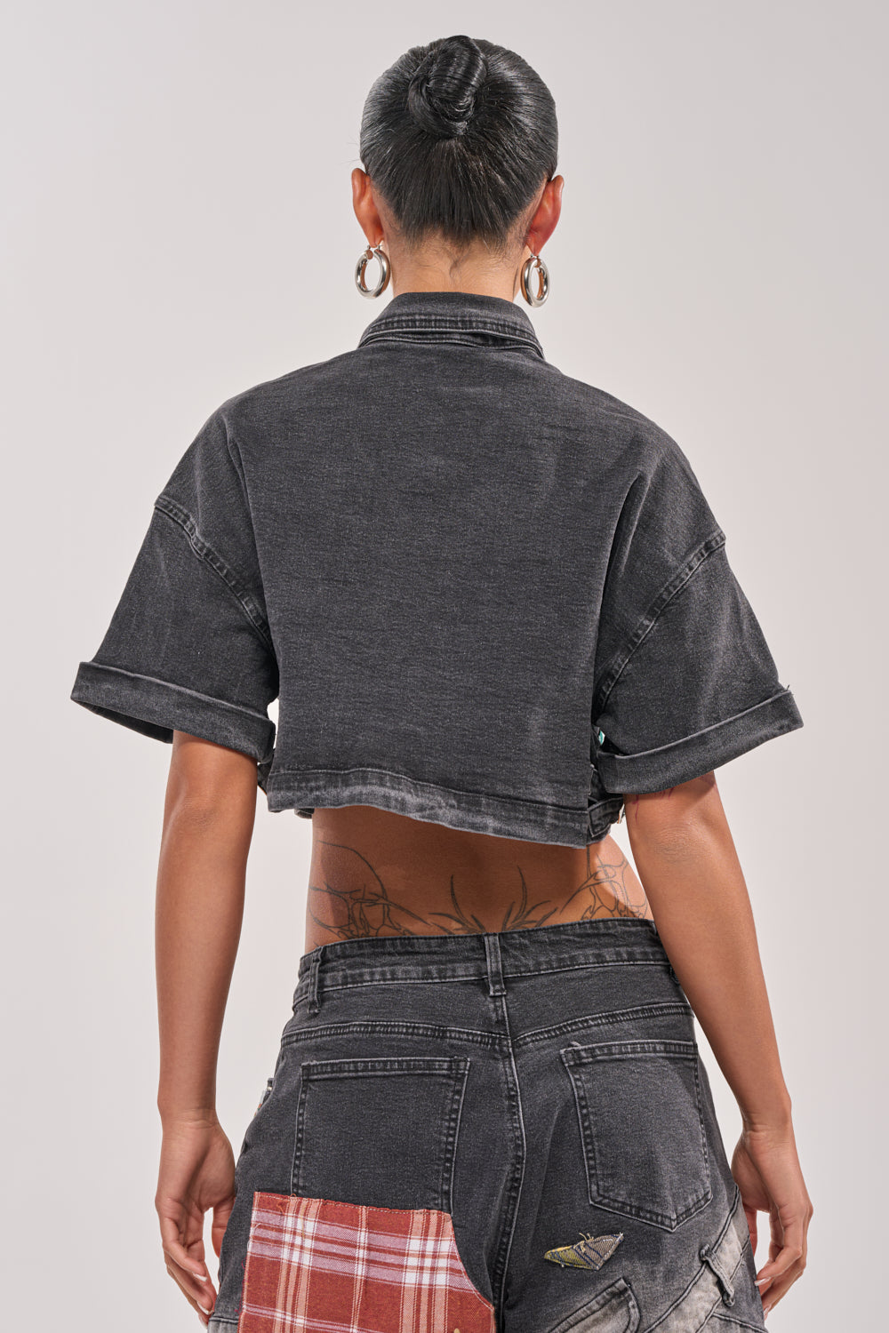 DREA MIXED PLAID CROP SHORT SLEEVE BUTTON DOWN