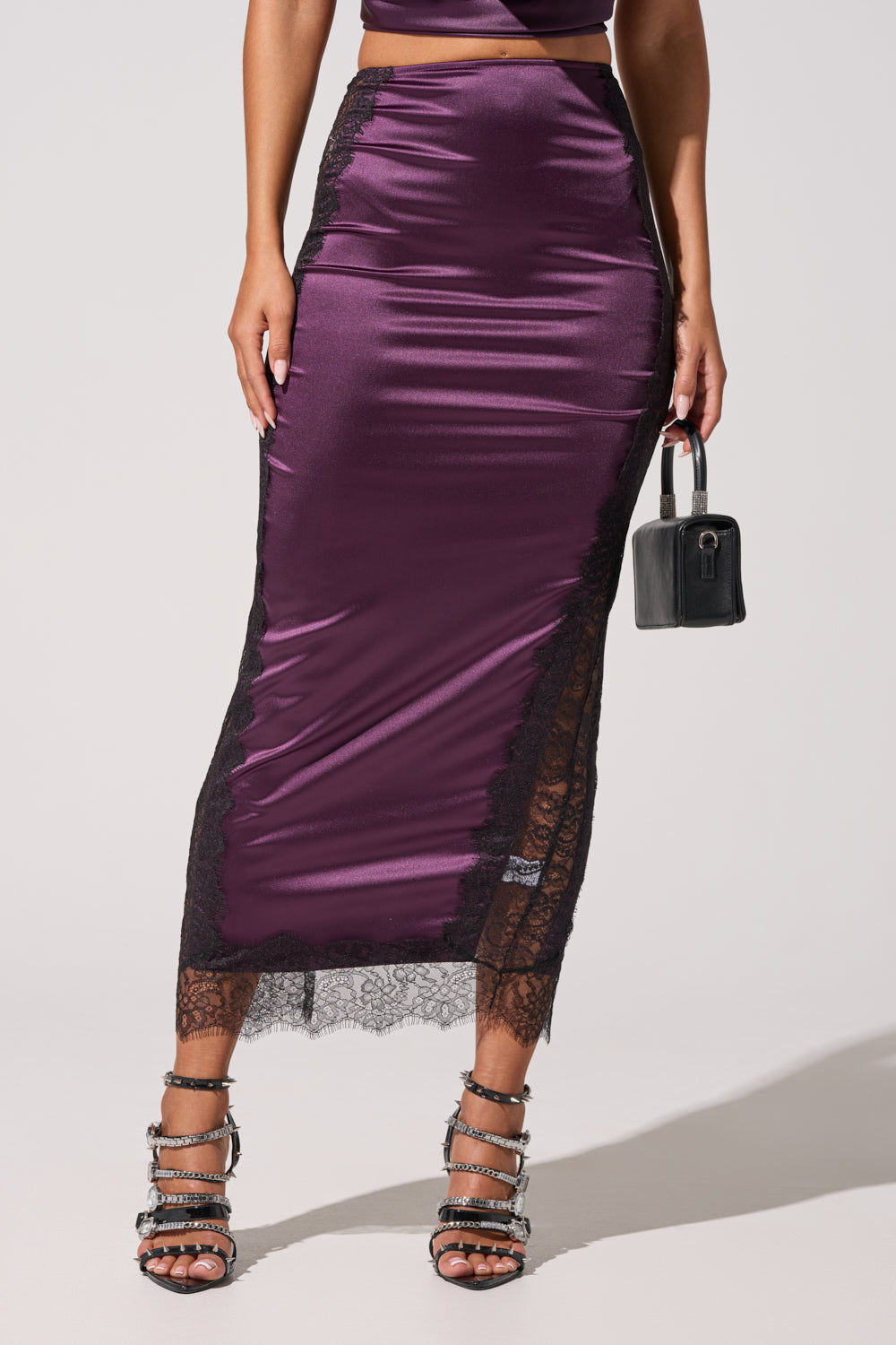 GOLDEN GIRL SATIN MAXI SKIRT