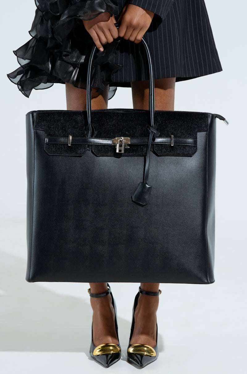 FEEL ME OVERSIZED TOTE