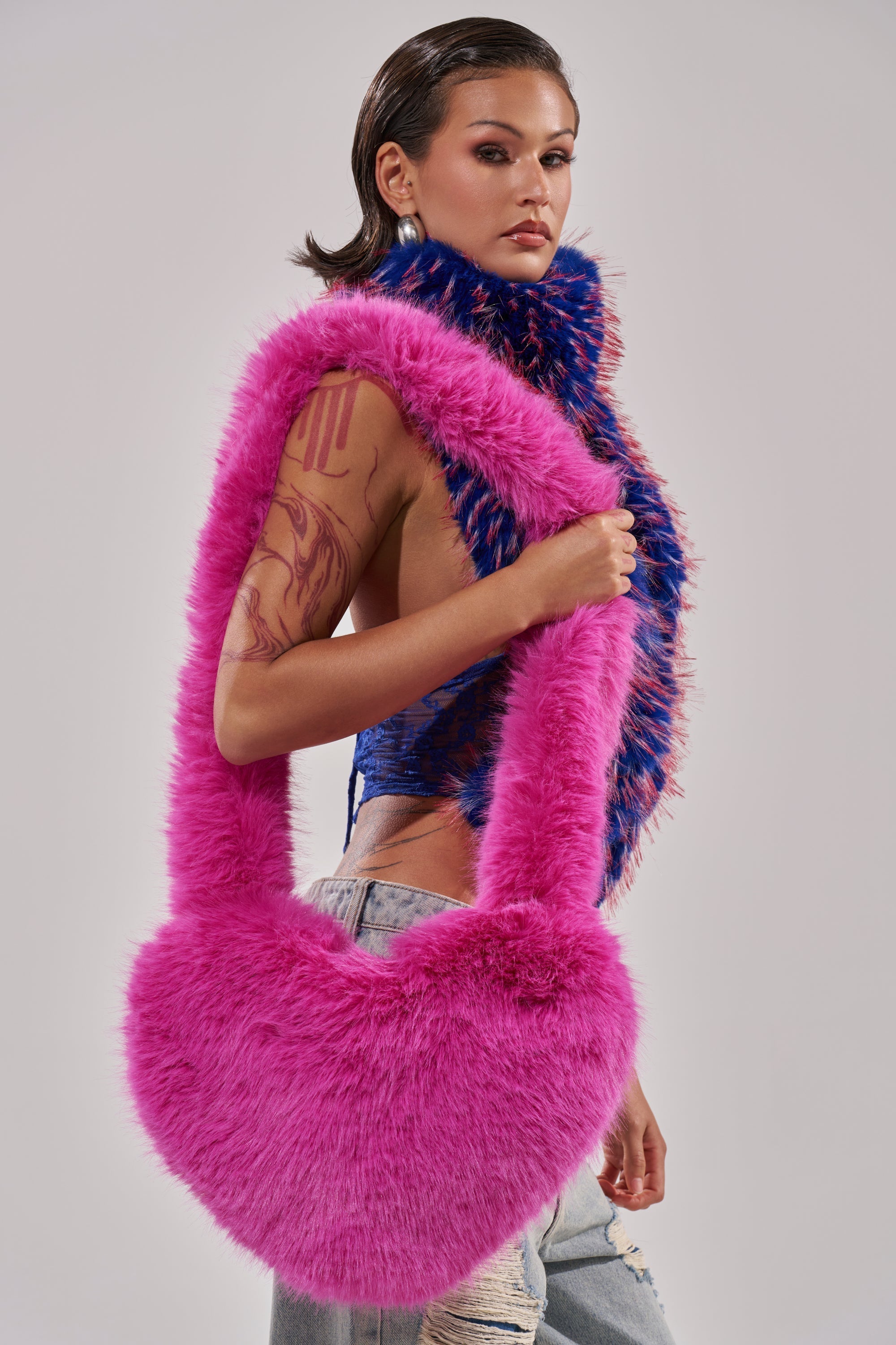 LANA FAUX FUR HEART BAG IN PINK