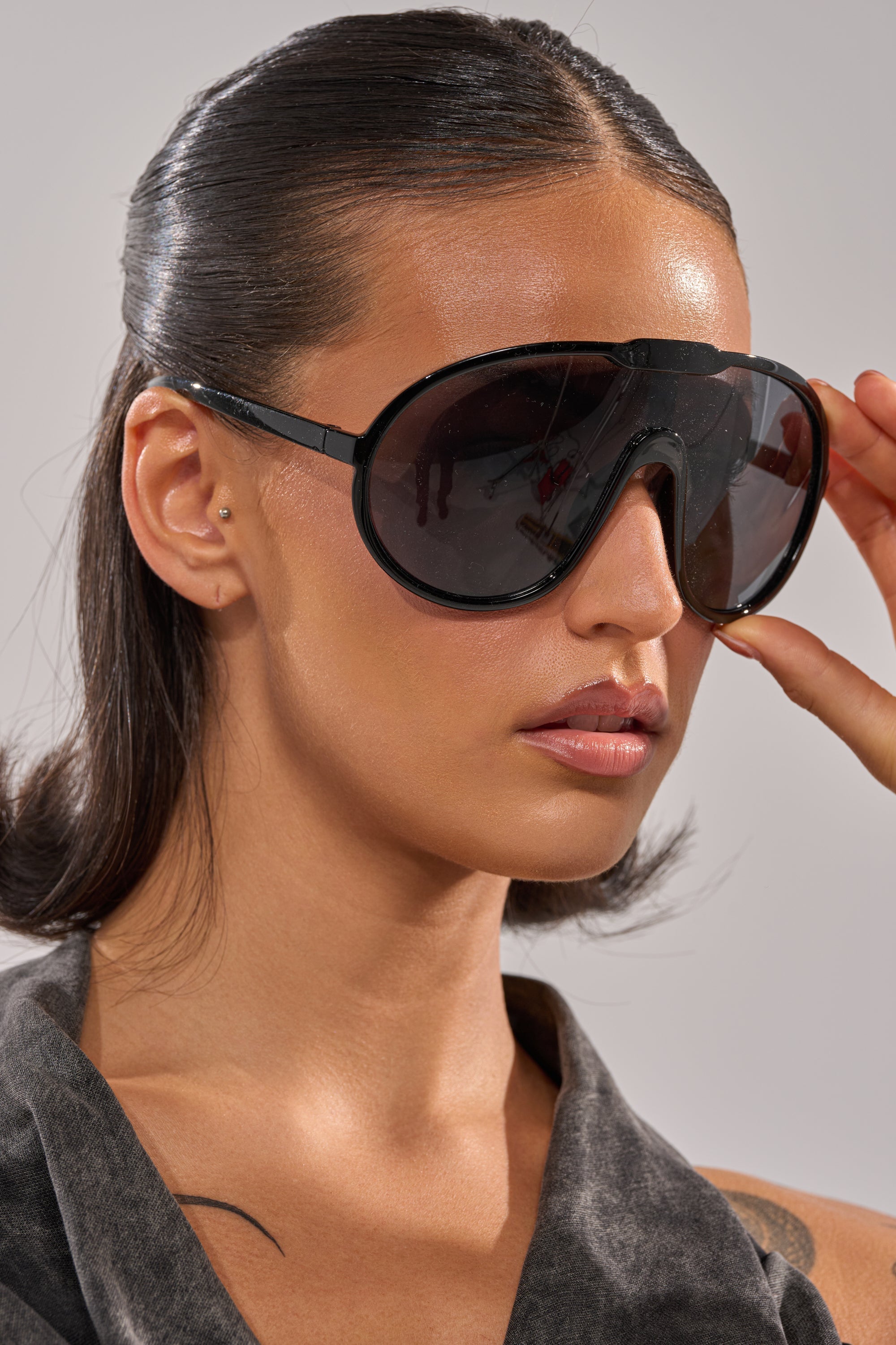 BIGGER IS BETTER BLACK SUNGLASSES