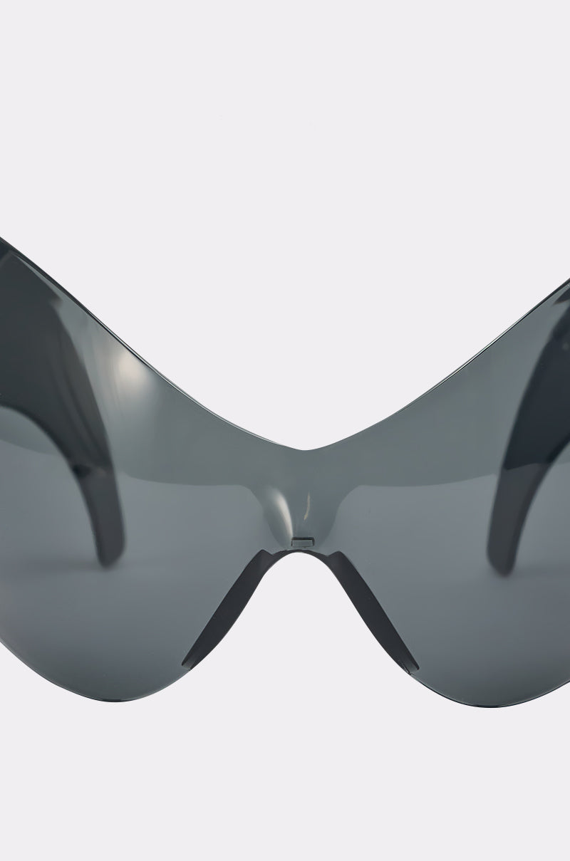 IM BETTER SUNGLASSES
