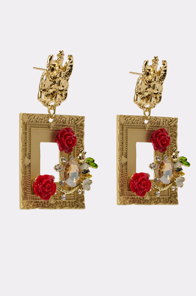 PICTURE PERFECT EARRING