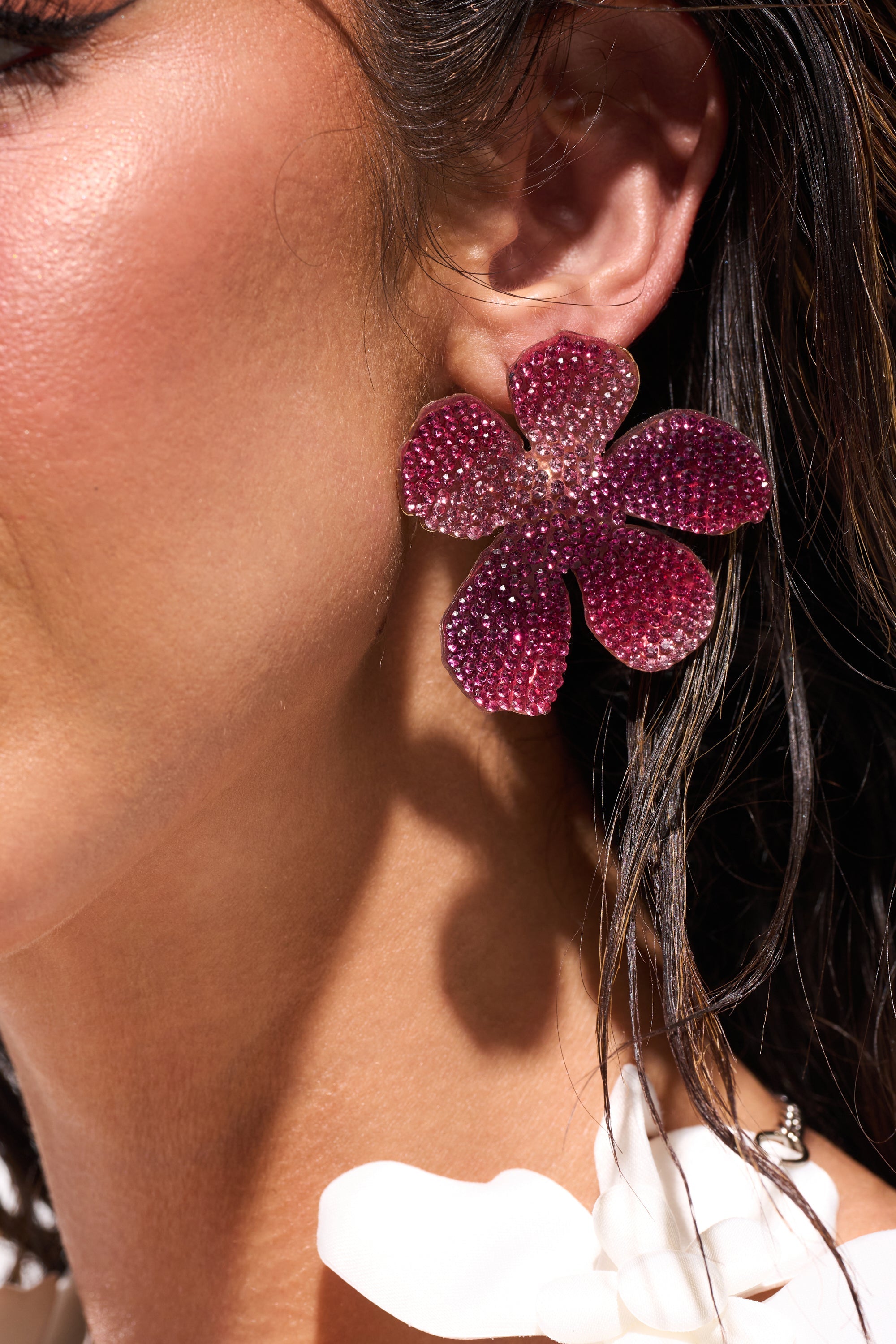 WORTHY EARRING