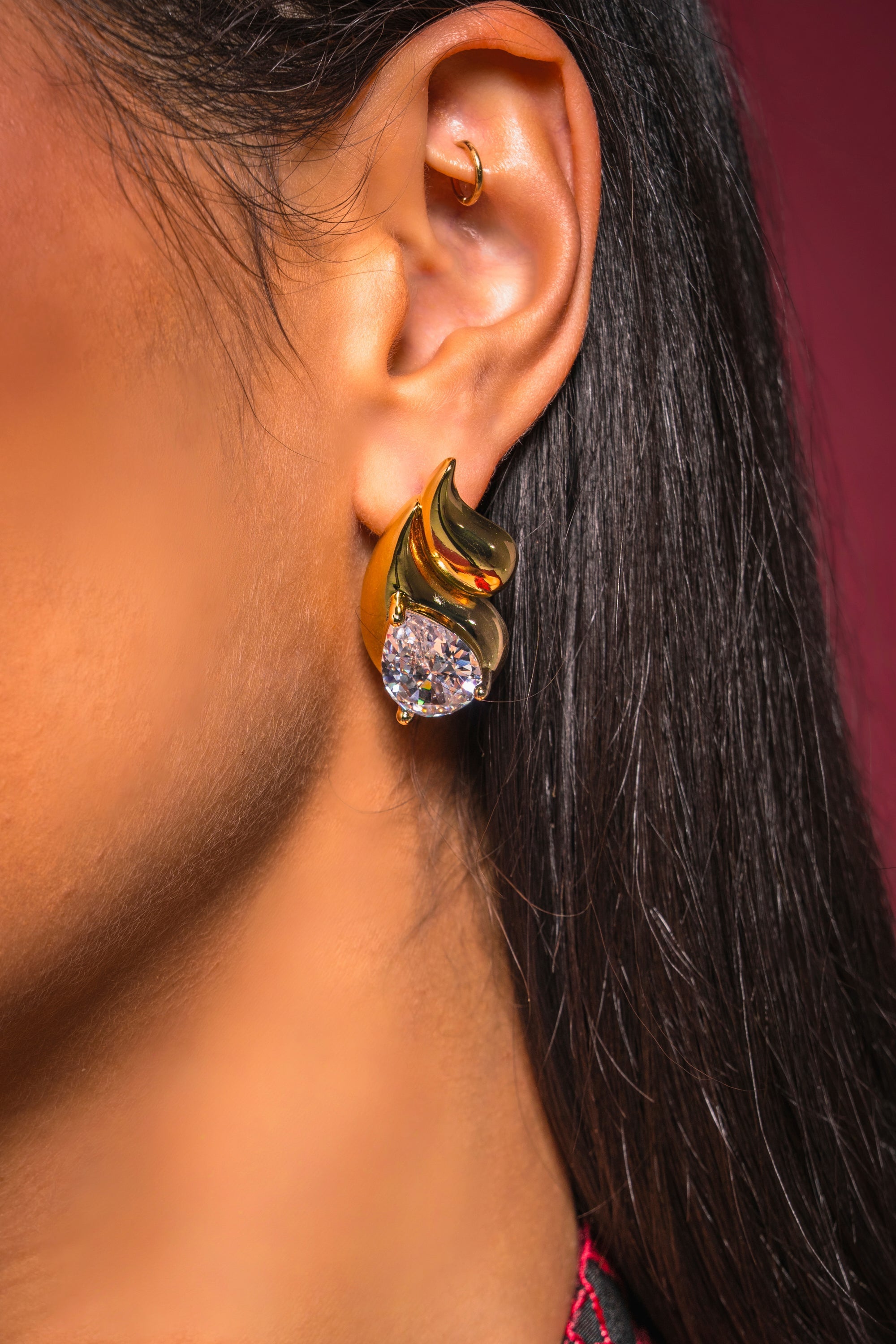 OLD MONEY EARRING
