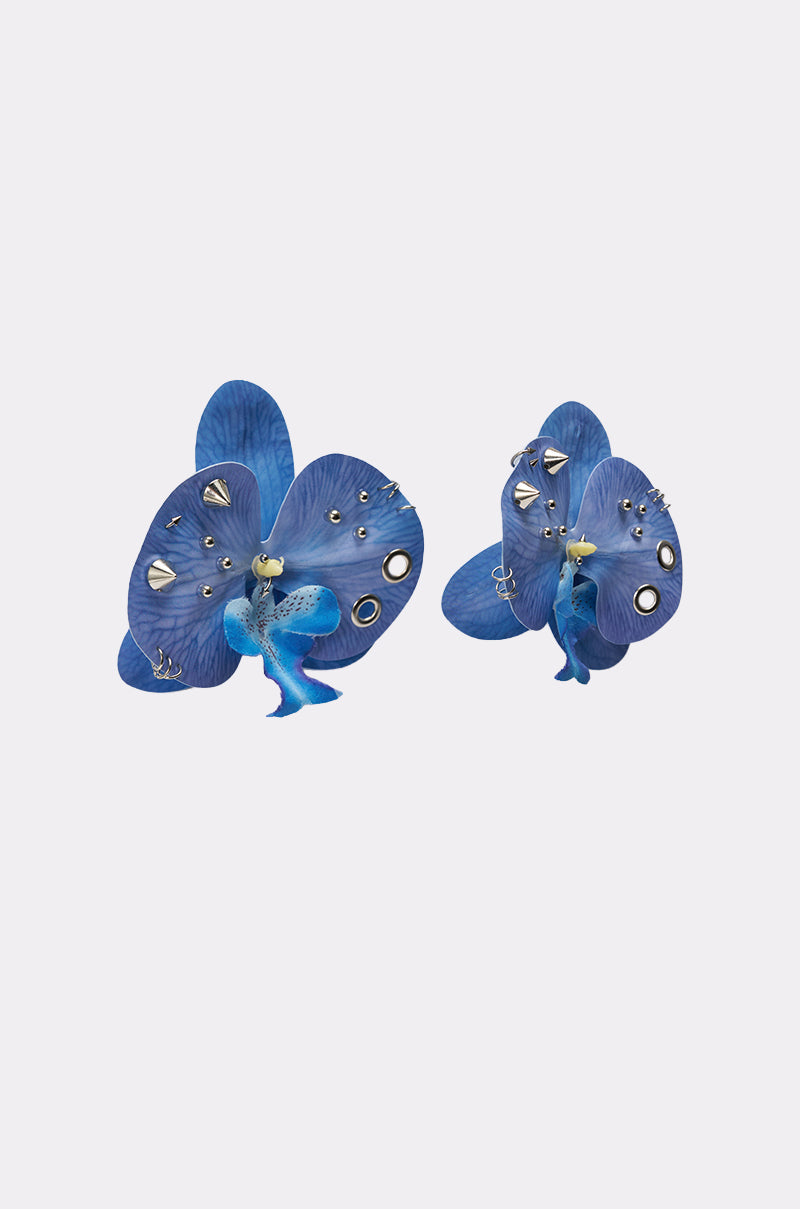 EDGY VIBES EARRING