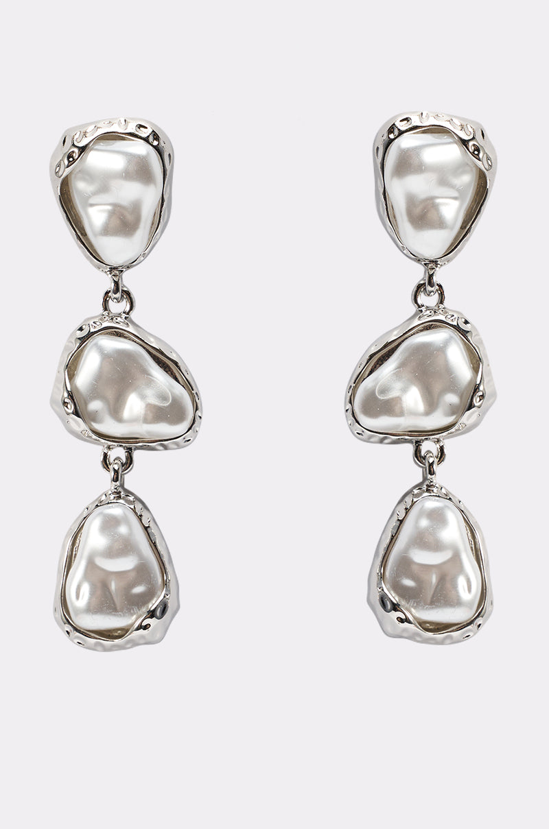 SUE EARRING