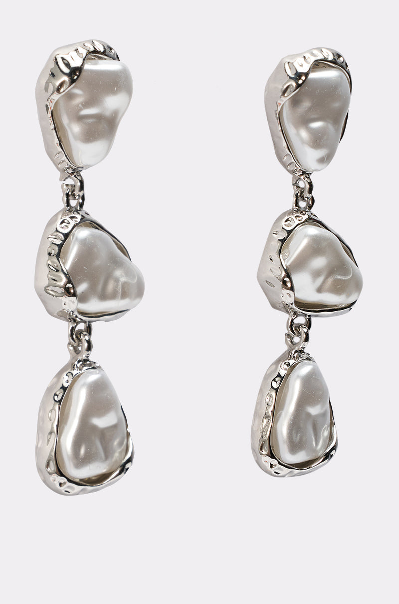 SUE EARRING