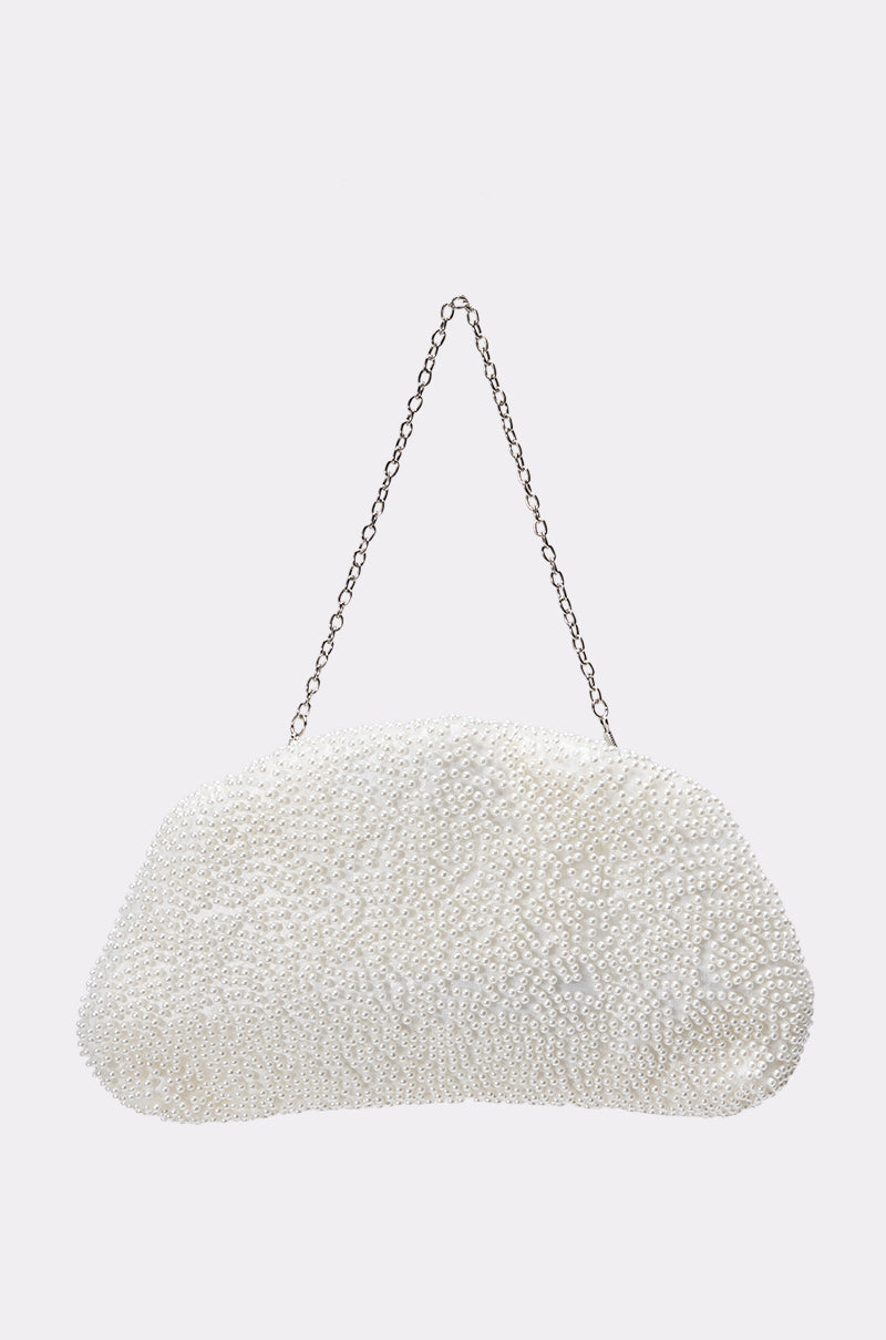 FEEL ME PEARL CLUTCH