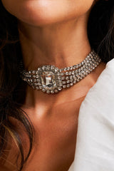 REGAL NECKLACE