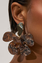 MIXED EMOTIONS FLOWER EARRING