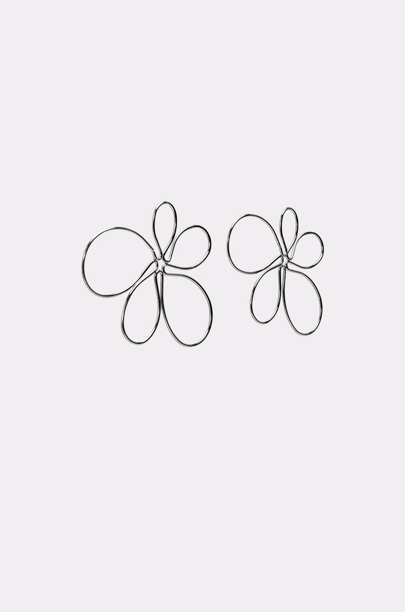 LOVEY EARRING