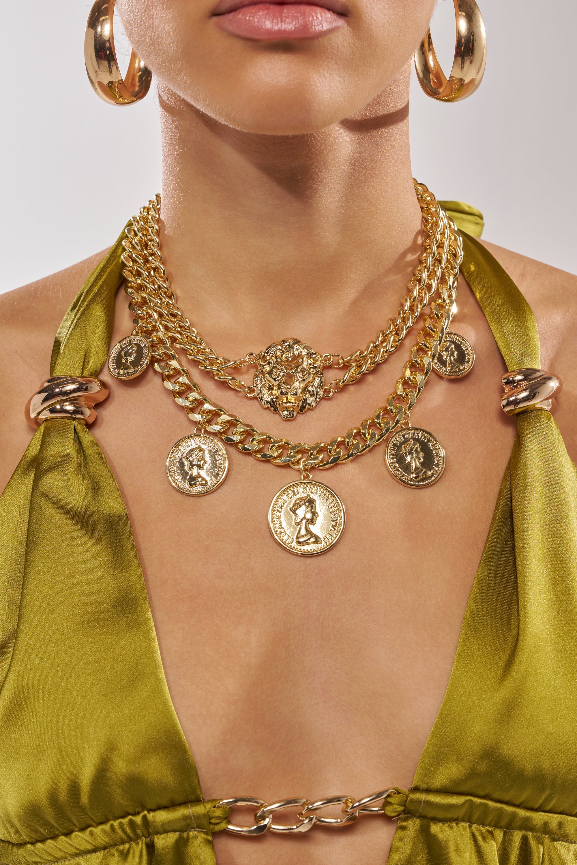 AM WHO I THINK I AM NECKLACE