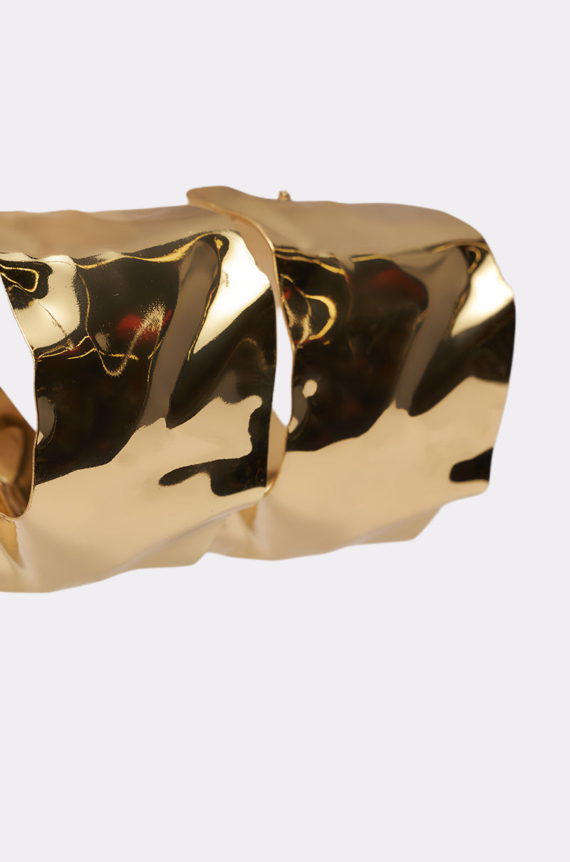 BENT OUTTA SHAPE EARRING IN GOLD