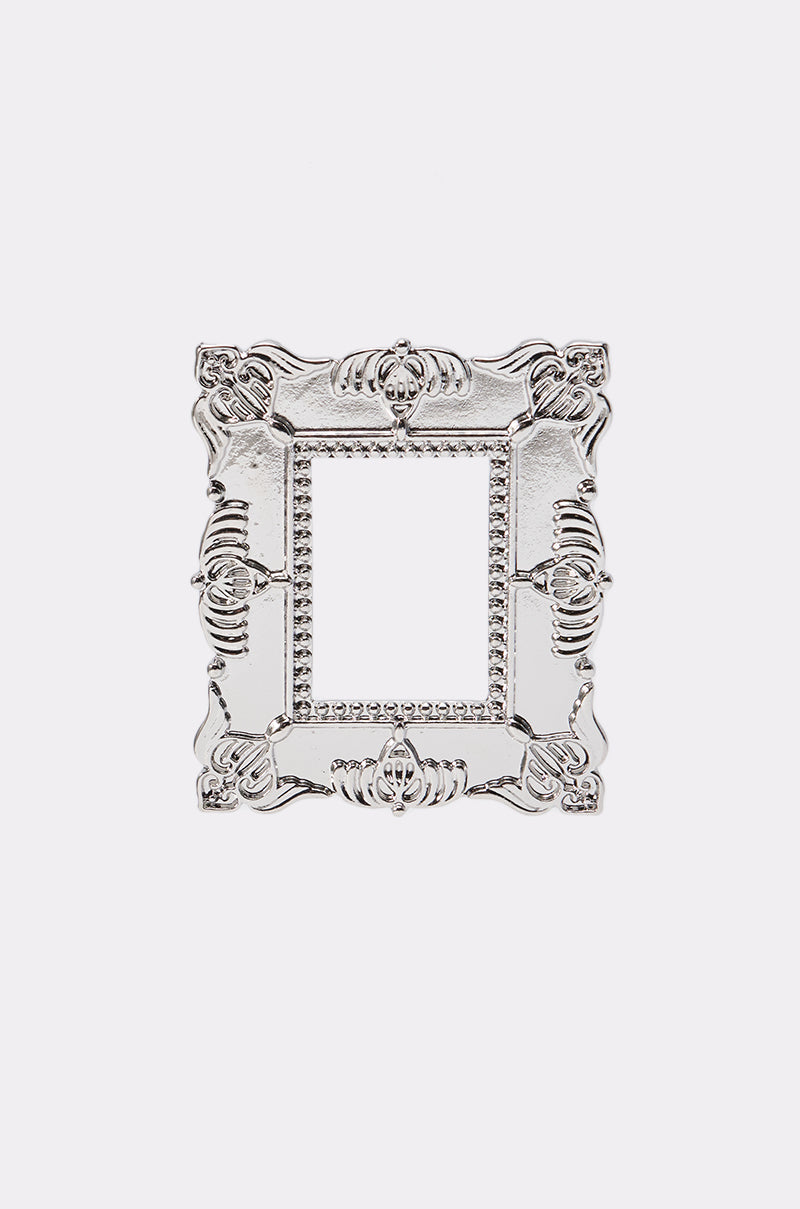 FRAMED MIND EARRING