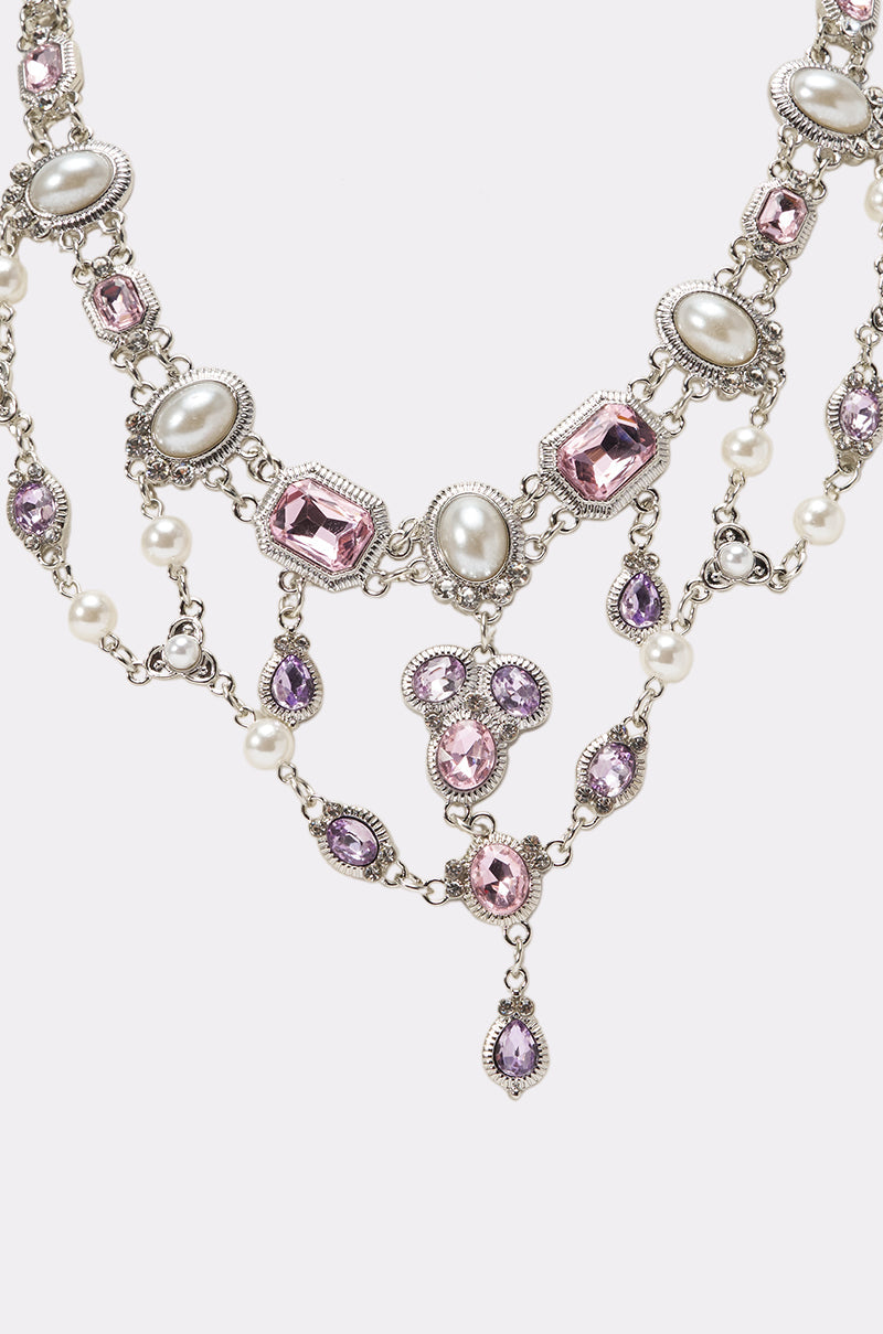 PRINCESS TREATMENT NECKLACE