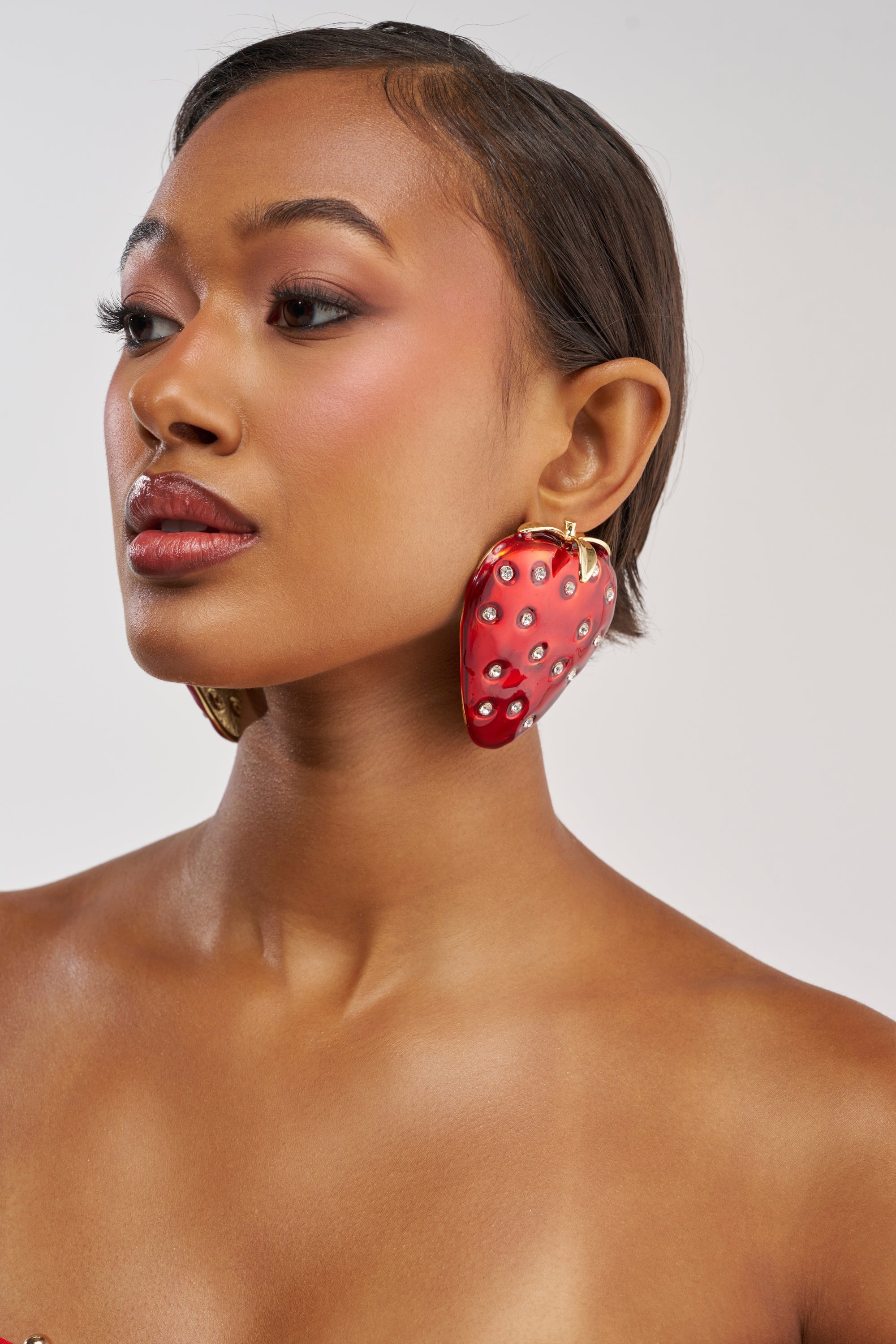 SO FRESHHH STRAWBERRY EARRING