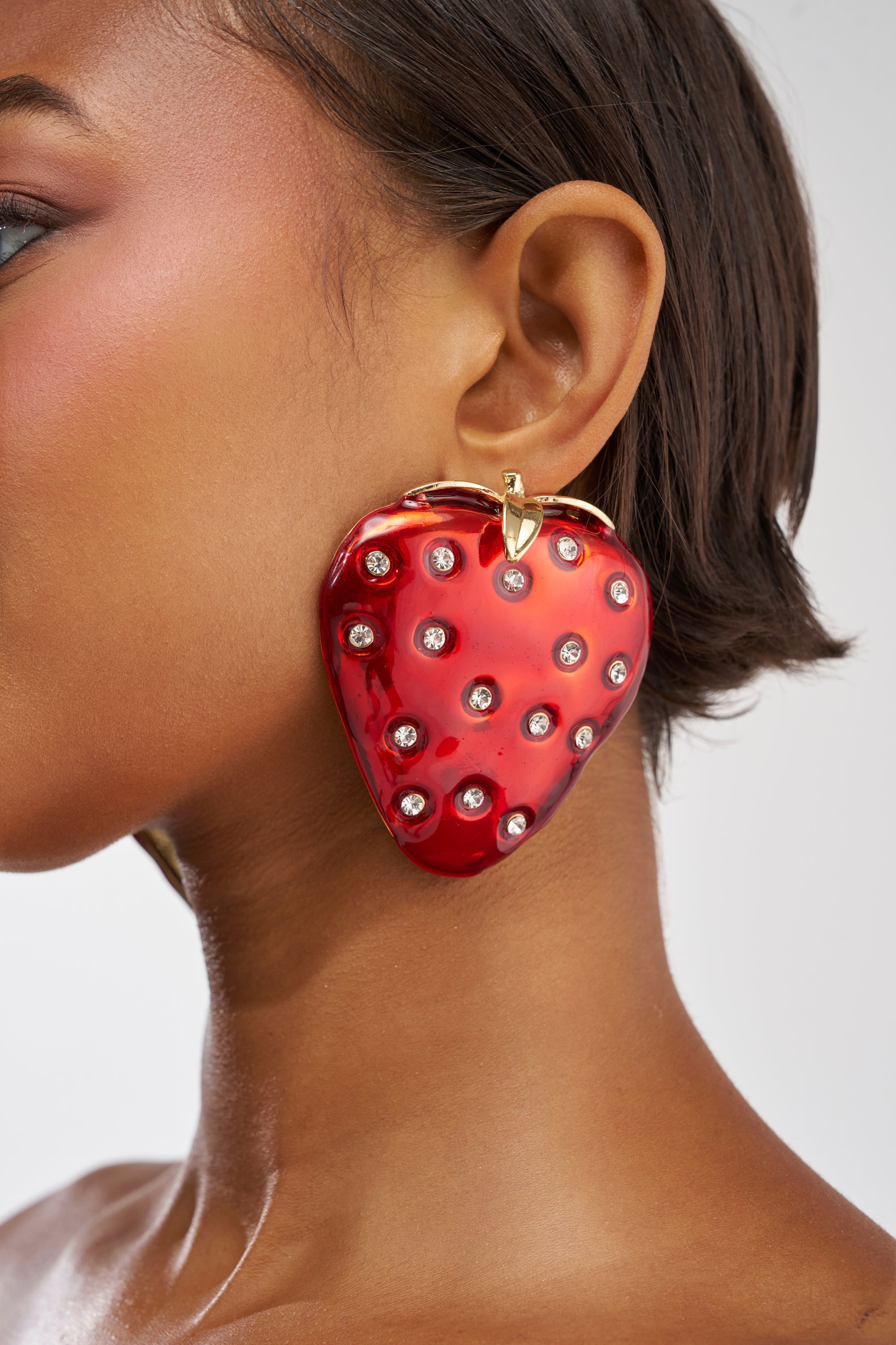 SO FRESHHH STRAWBERRY EARRING