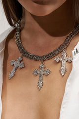 TRIPLE CROSS CHAIN NECKLACE