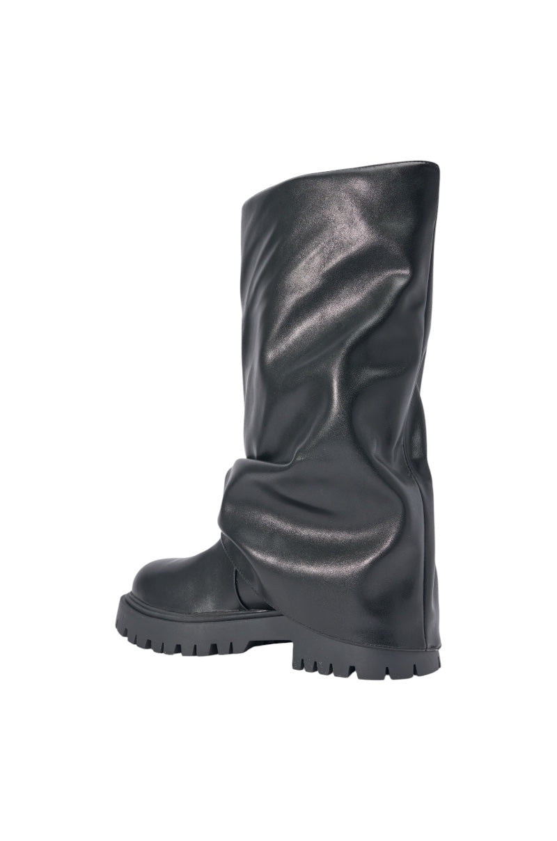 AZALEA WANG HOYT BLACK FLAT RUCHED BOOTIE
