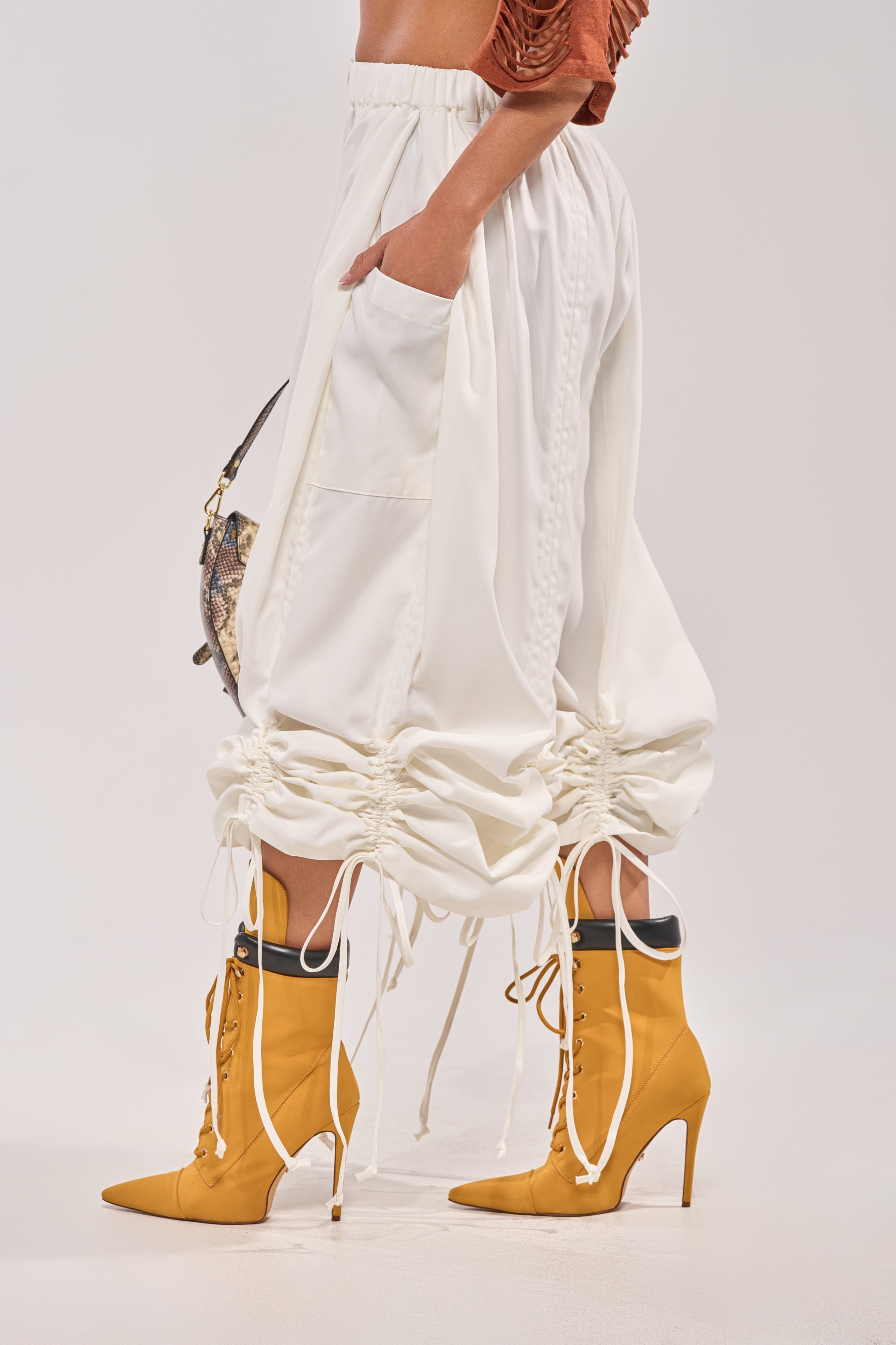 DRAMA RUCHED JOGGER IN WHITE