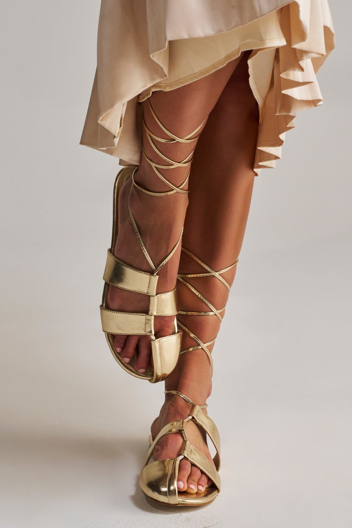 AZALEA WANG ICHIRO GOLD PEEP TOE FLAT
