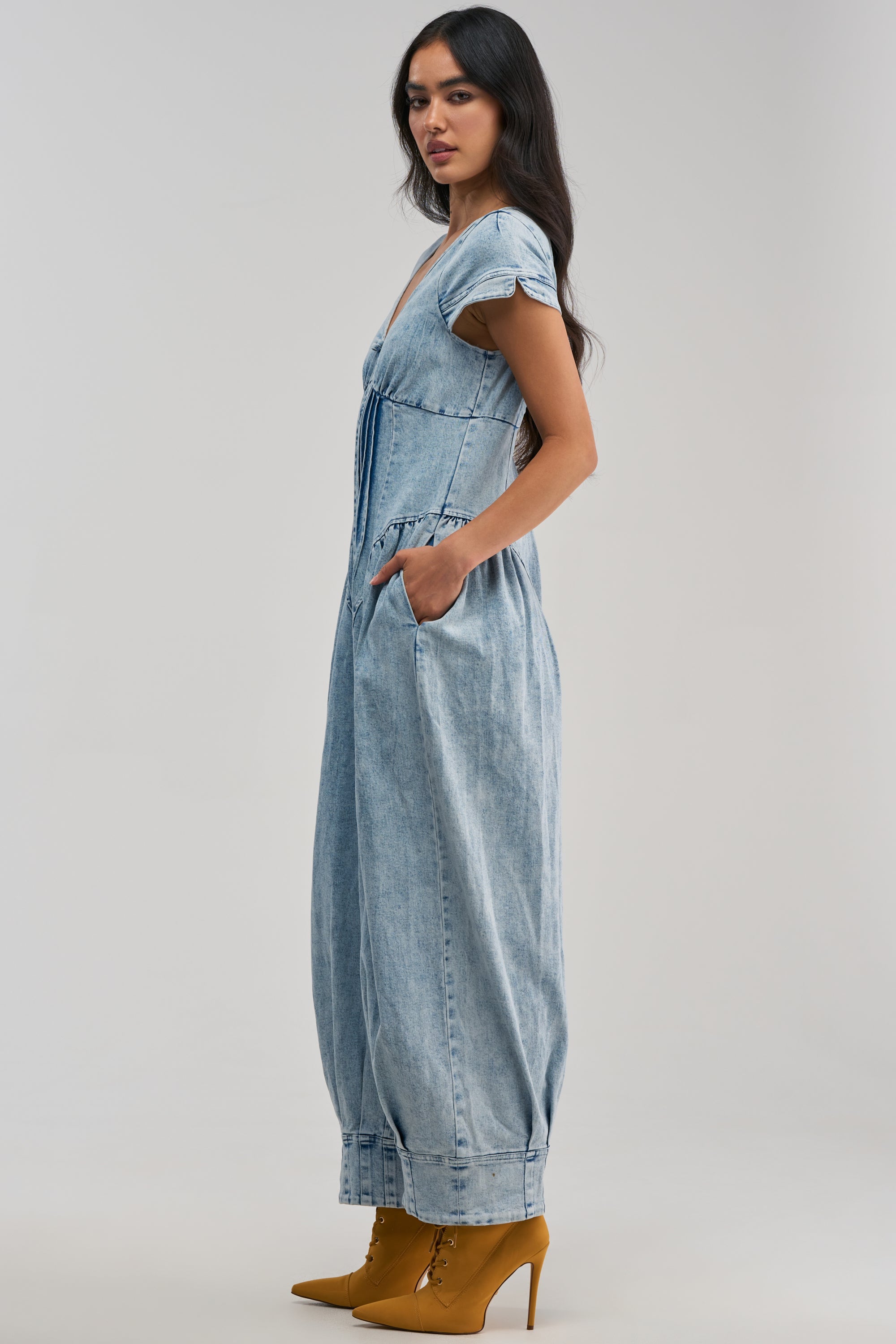 MUST HAVE SHORT SLEEVE DENIM JUMPSUIT