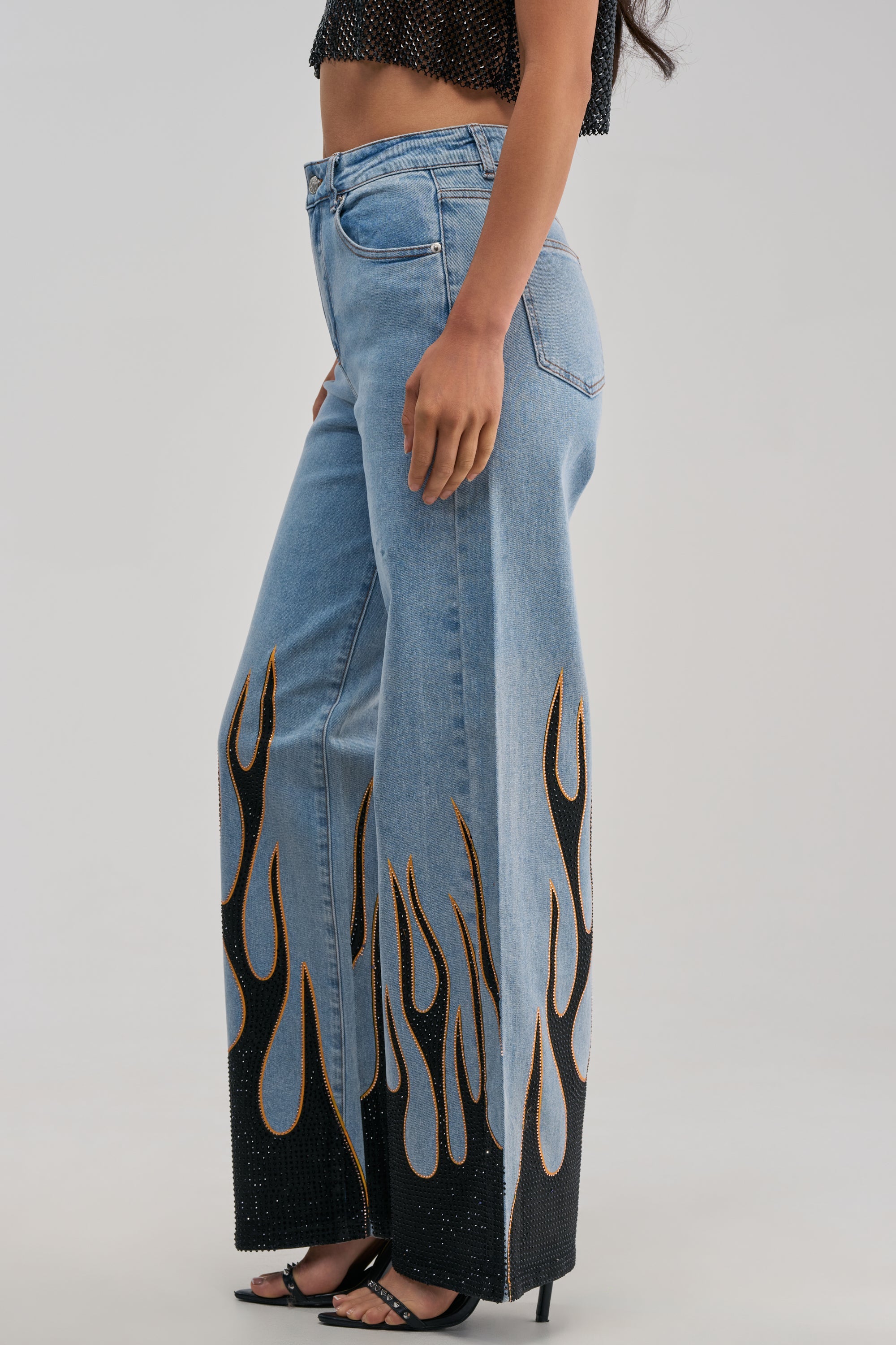 ON FIRE RELAXED DENIM