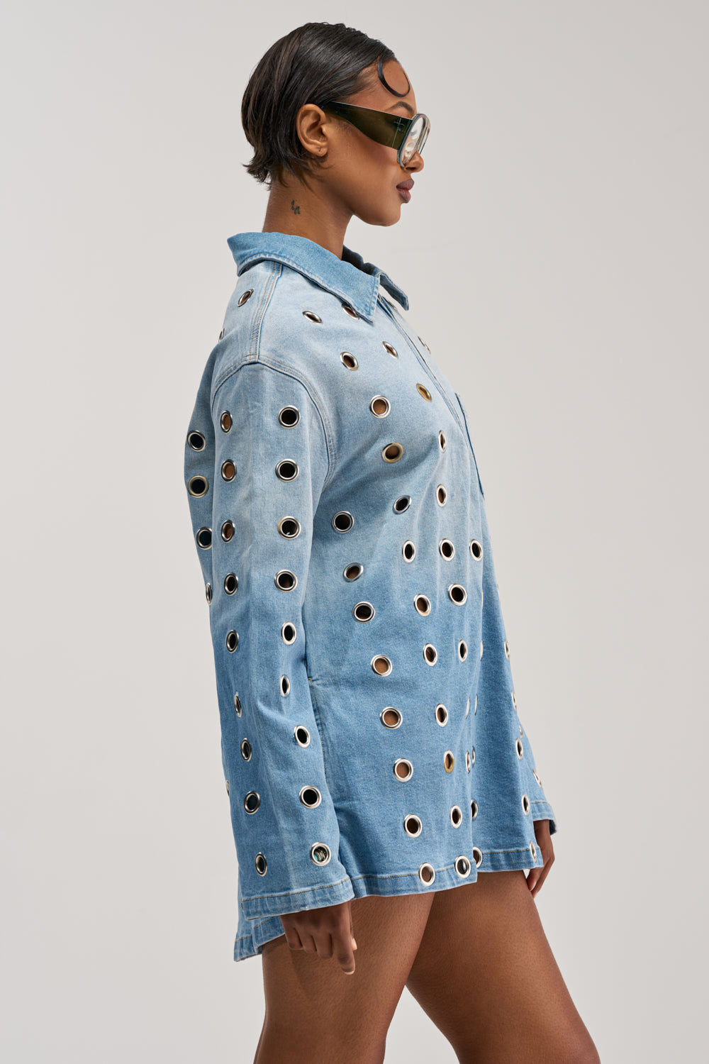 COOL GIRL OVERSIZED GROMMET SHIRT DRESS IN DENIM