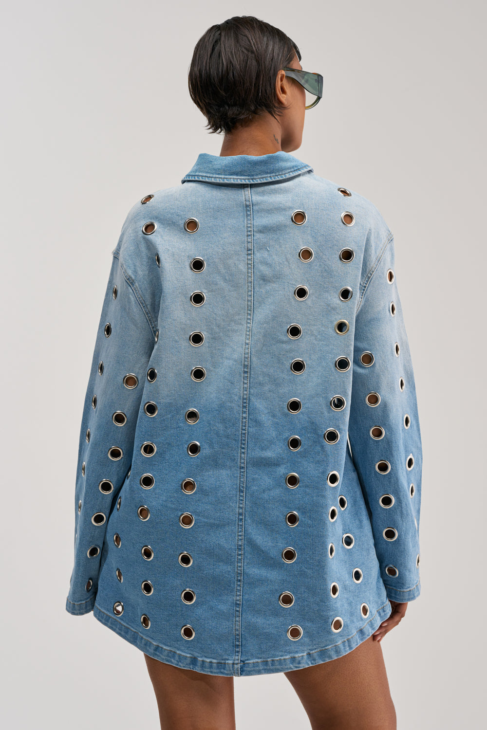 COOL GIRL OVERSIZED GROMMET SHIRT DRESS IN DENIM