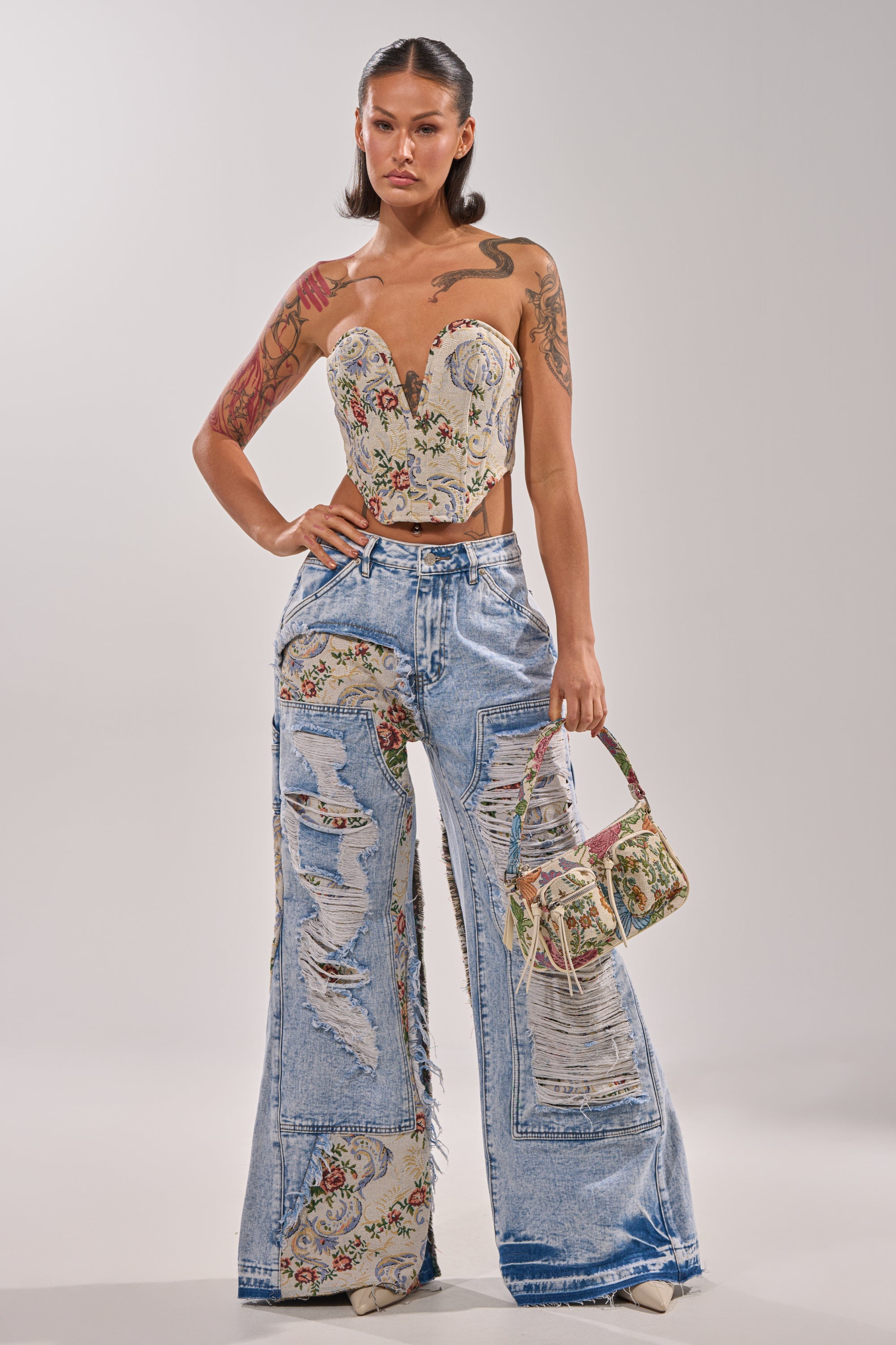 LANA DISTRESSED JEANS WITH JACQUARD DETAIL