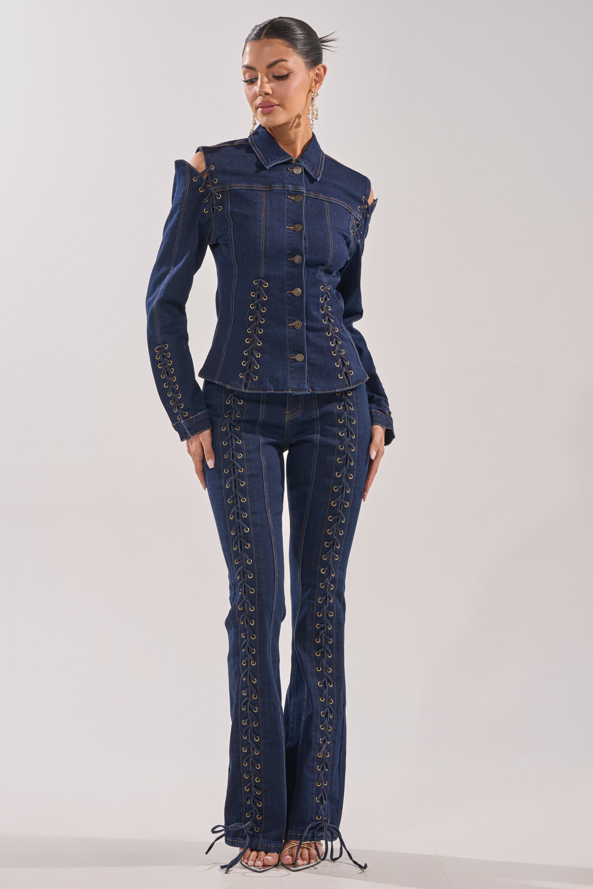 THATS ON ME FLARE DENIM PANT