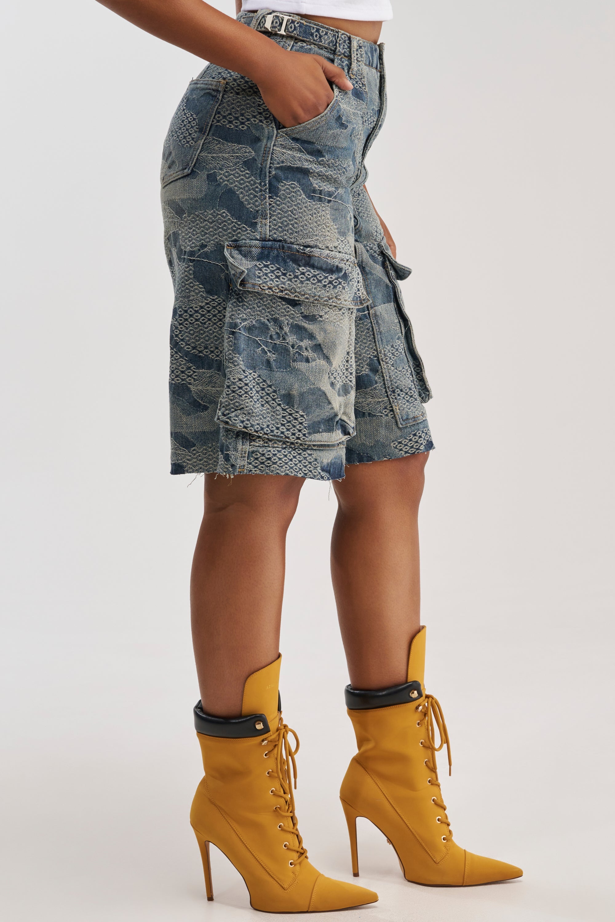 I THINK YOU WANNA KNOW DENIM CARGO BERMUDA
